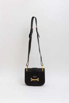 Cahier Curved Crossbody Bag