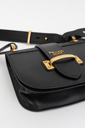Cahier Curved Crossbody Bag