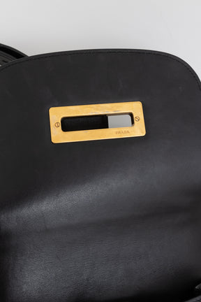 Cahier Curved Crossbody Bag