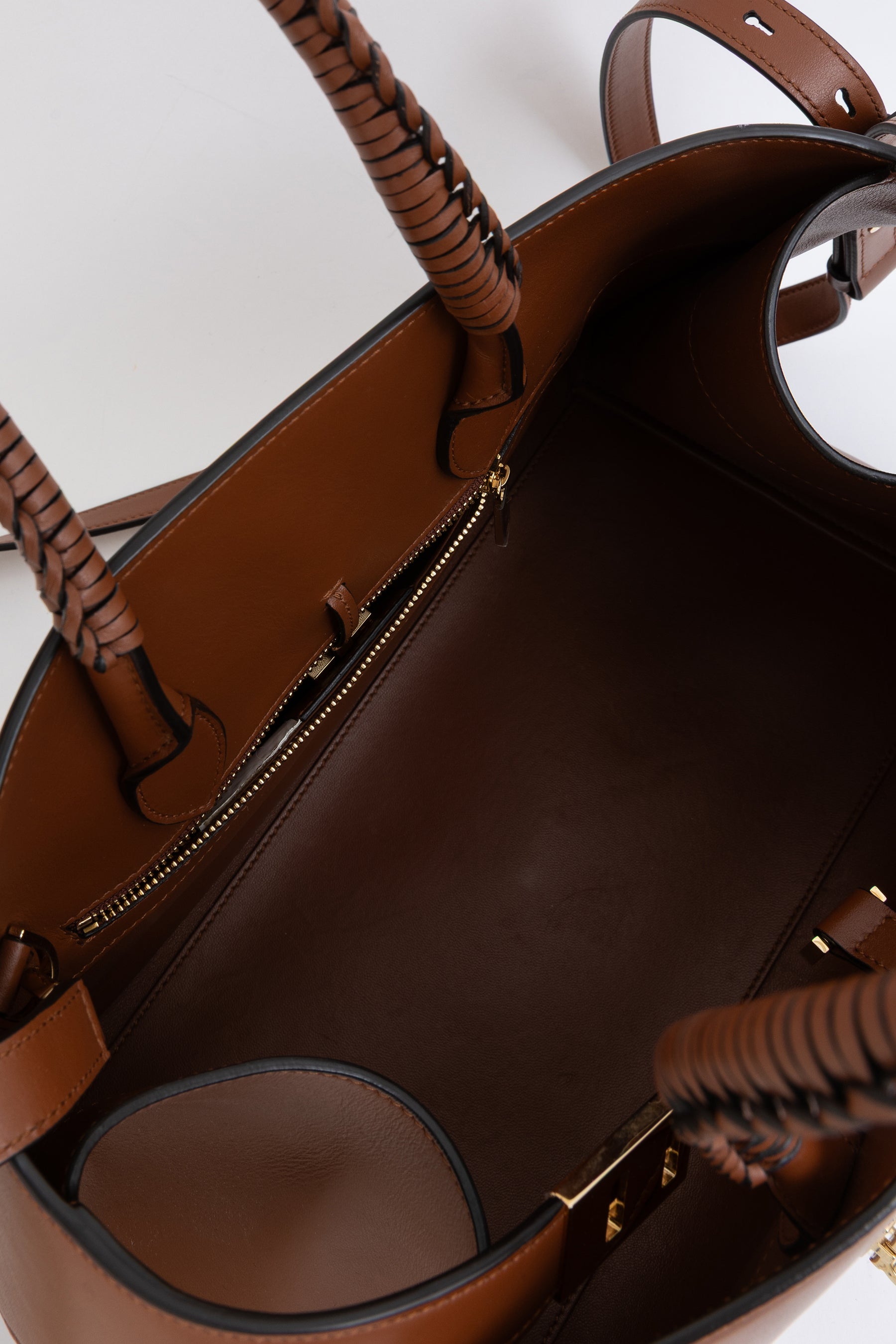 Hug Handbag with Braided Handle