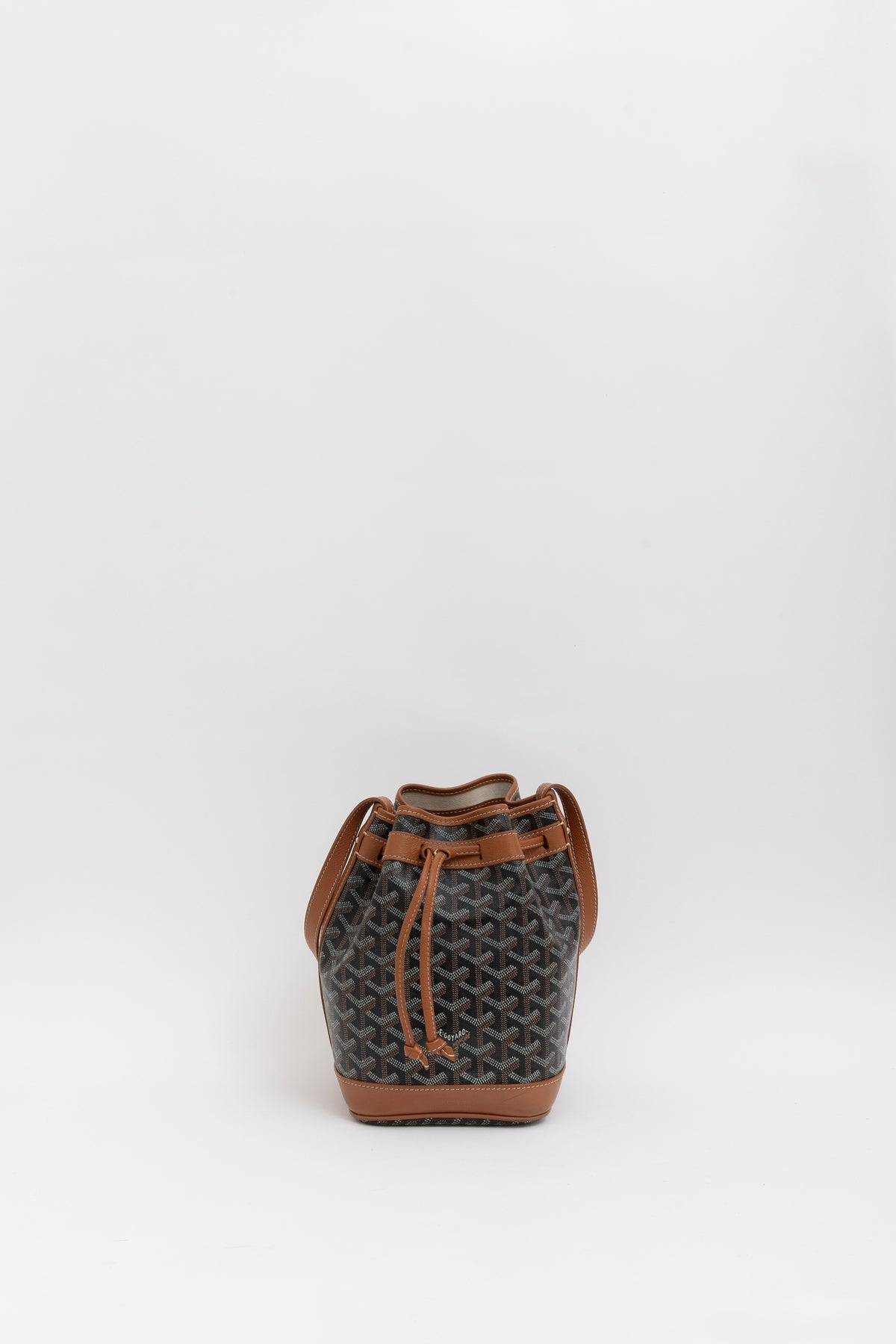 Petit Flot Bucket Bag