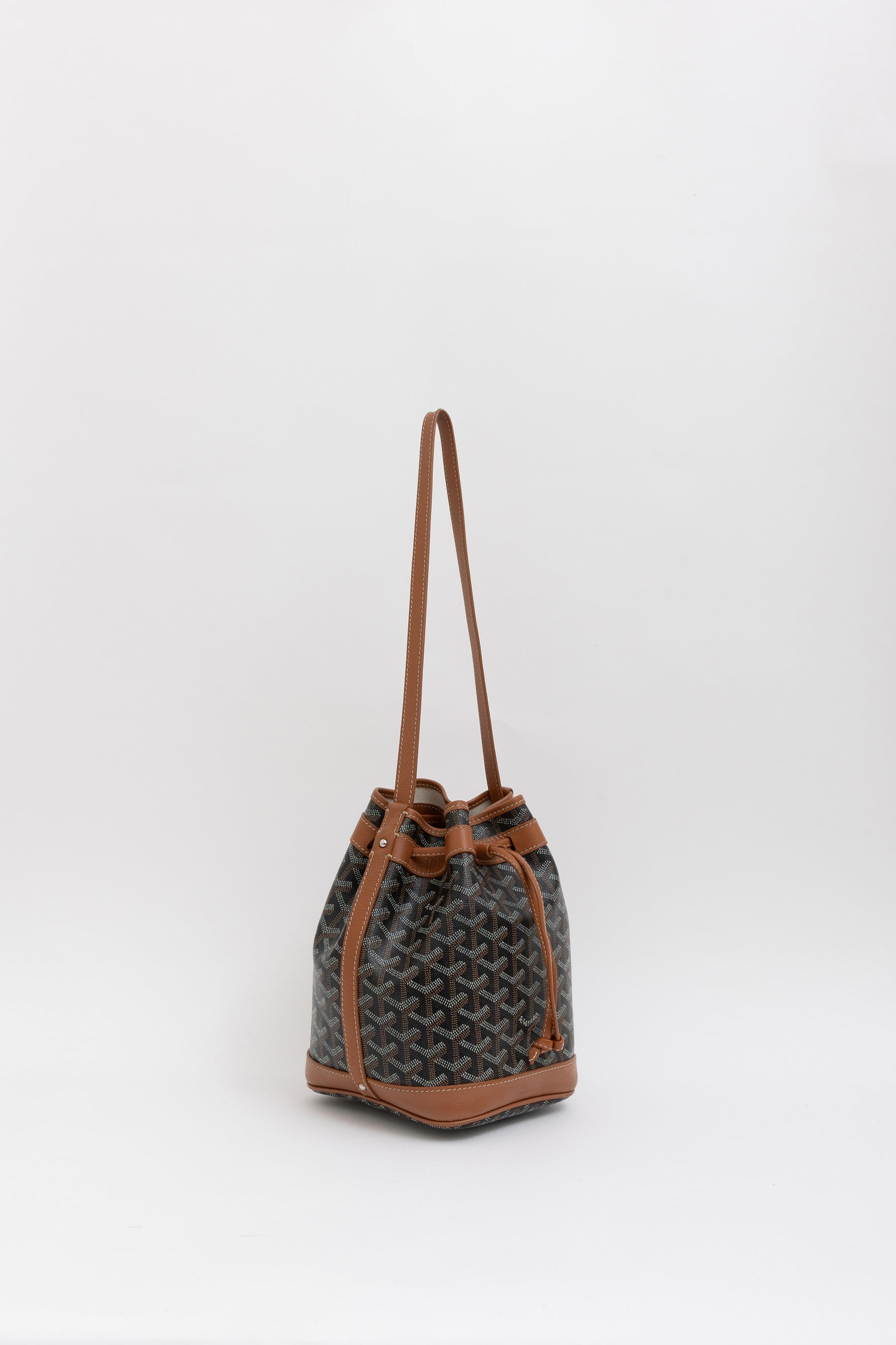 Petit Flot Bucket Bag