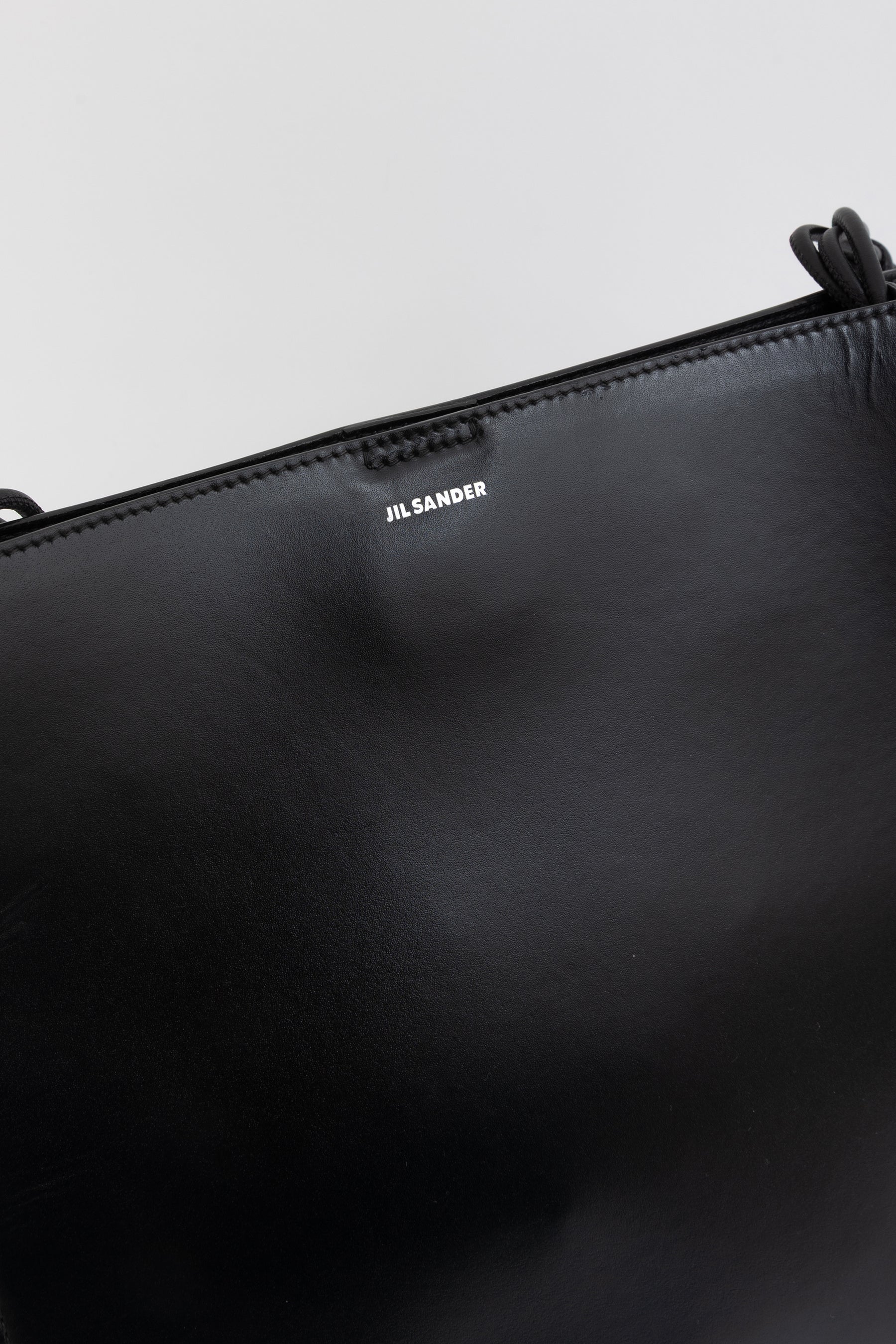 Tangle Medium Shoulder Bag