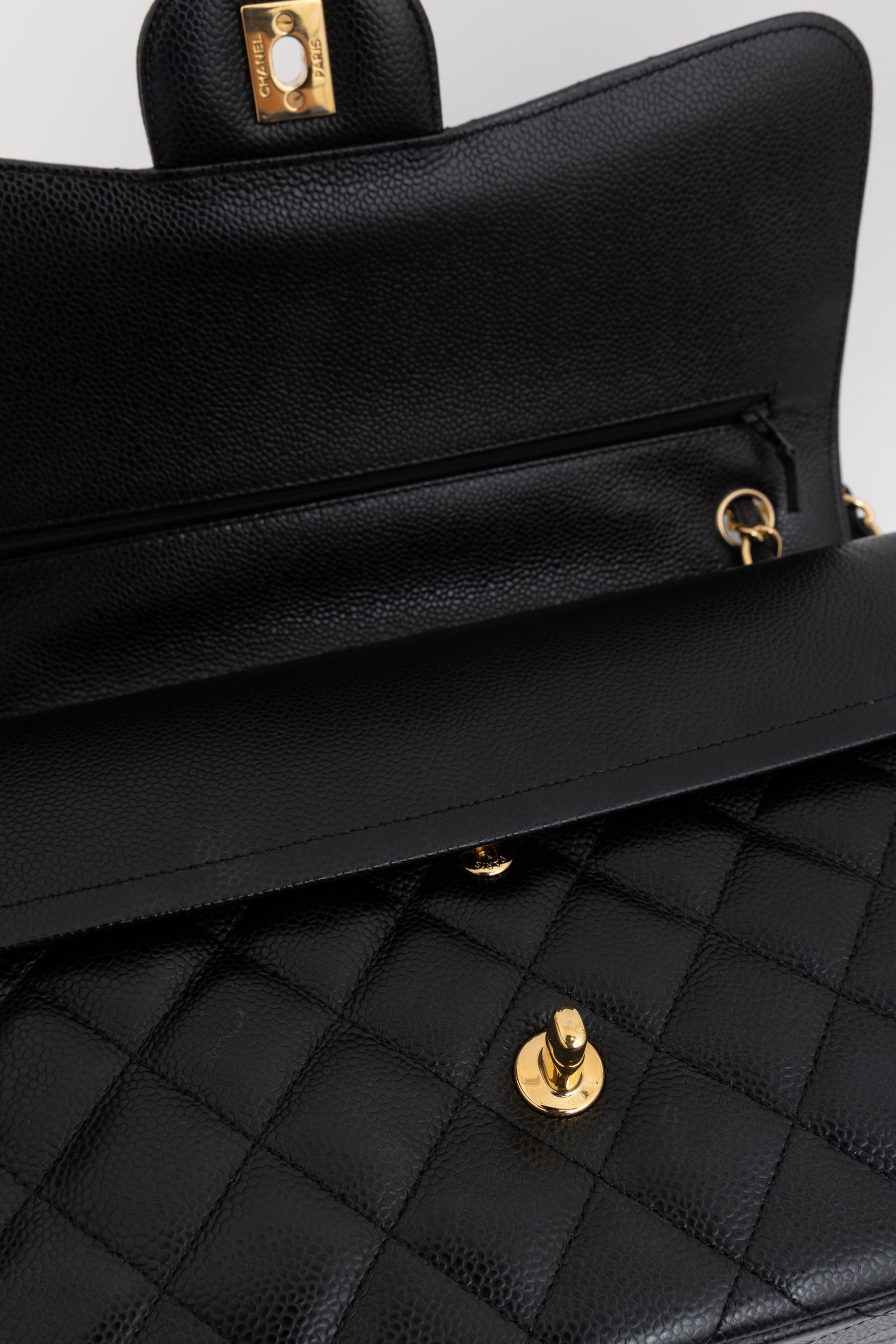 Jumbo Classic Double Flap Bag