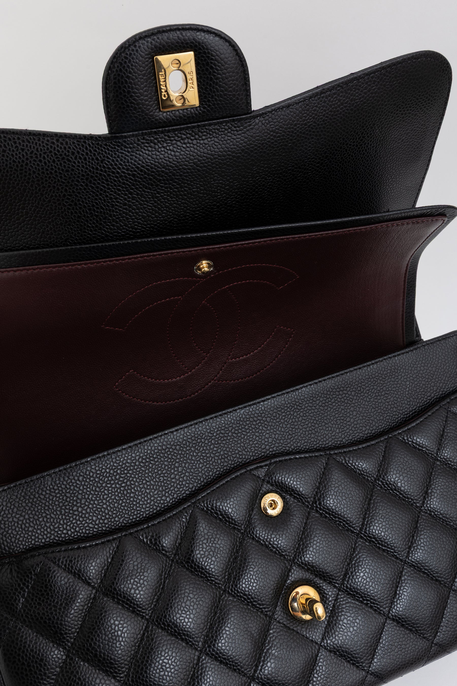 Jumbo Classic Double Flap Bag
