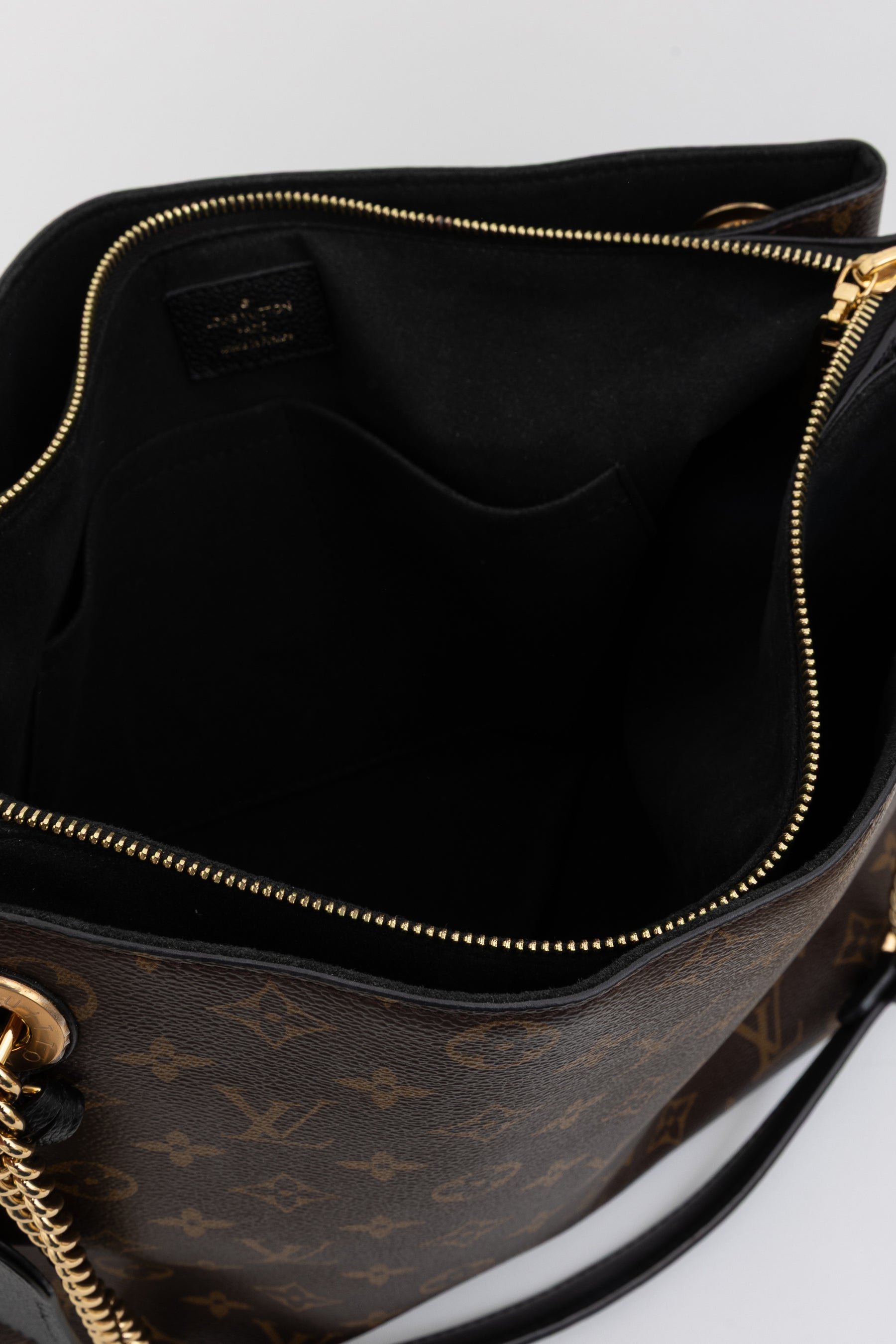 Surene MM Shoulder Bag