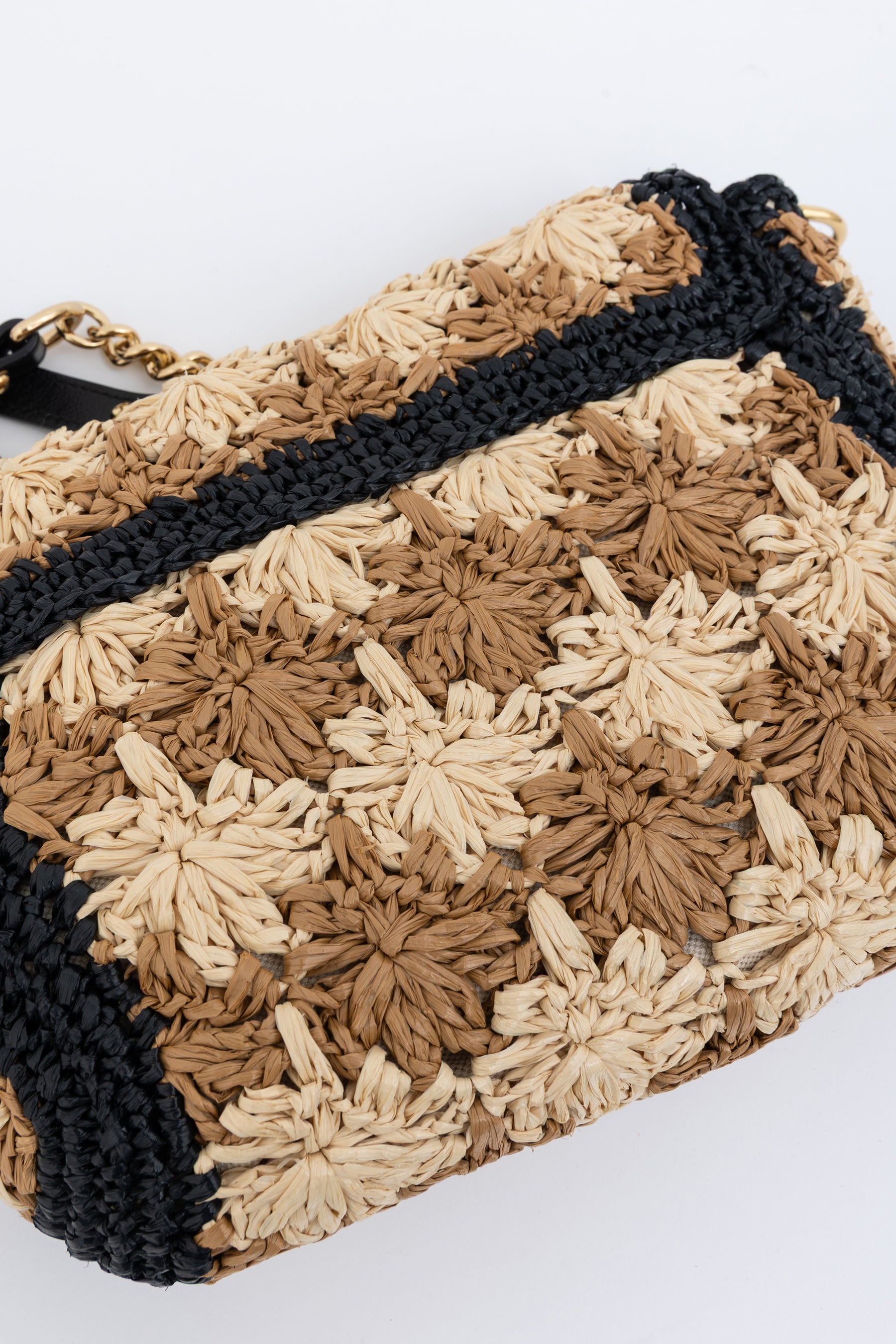 Small GG Marmont Raffia Shoulder Bag