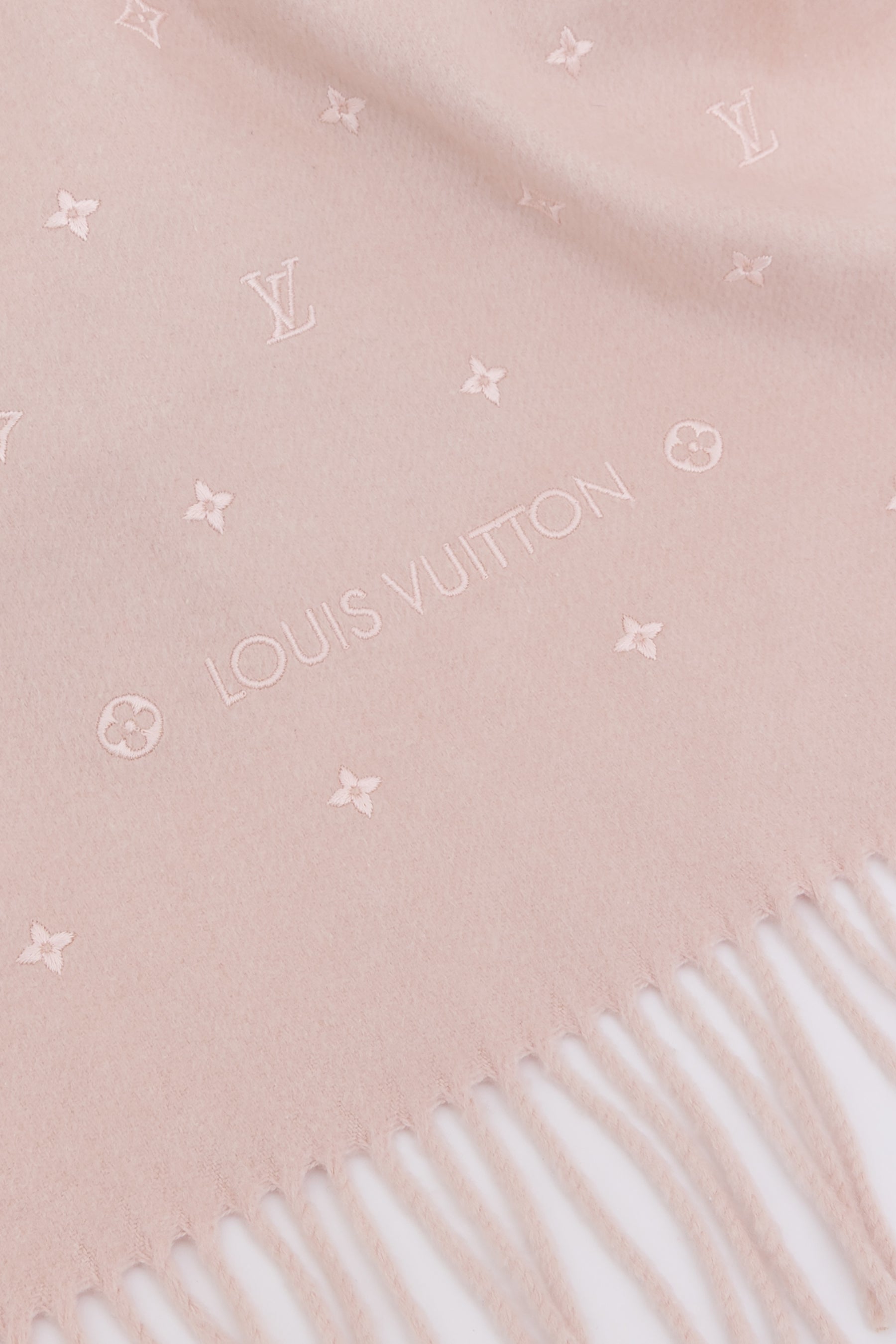 LV Stellar Scarf