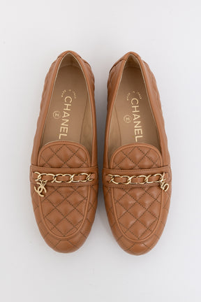 Quilted CC Chain Loafers