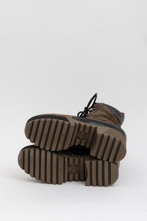 Laureate Desert Boots