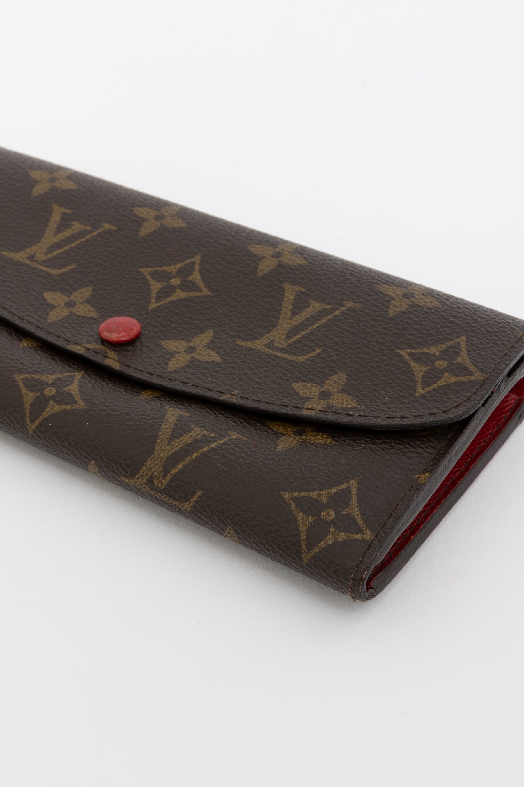 Emilie Wallet
