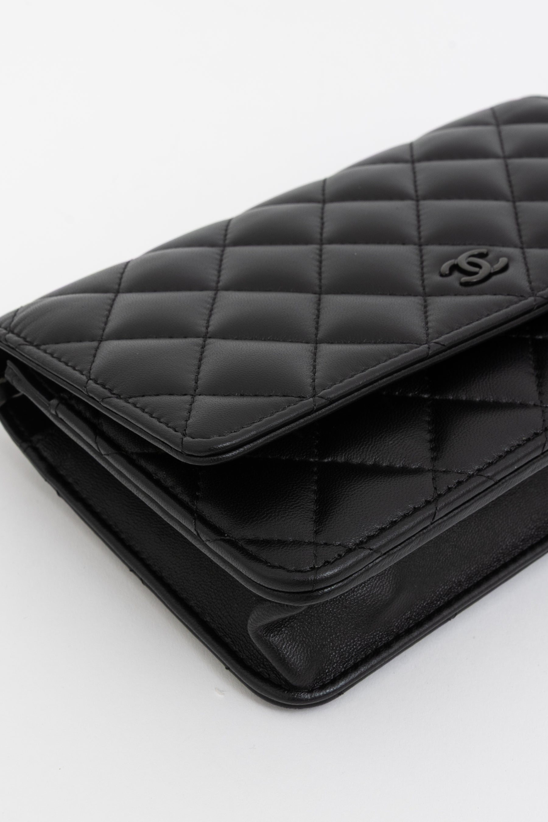 So Black Wallet on Chain