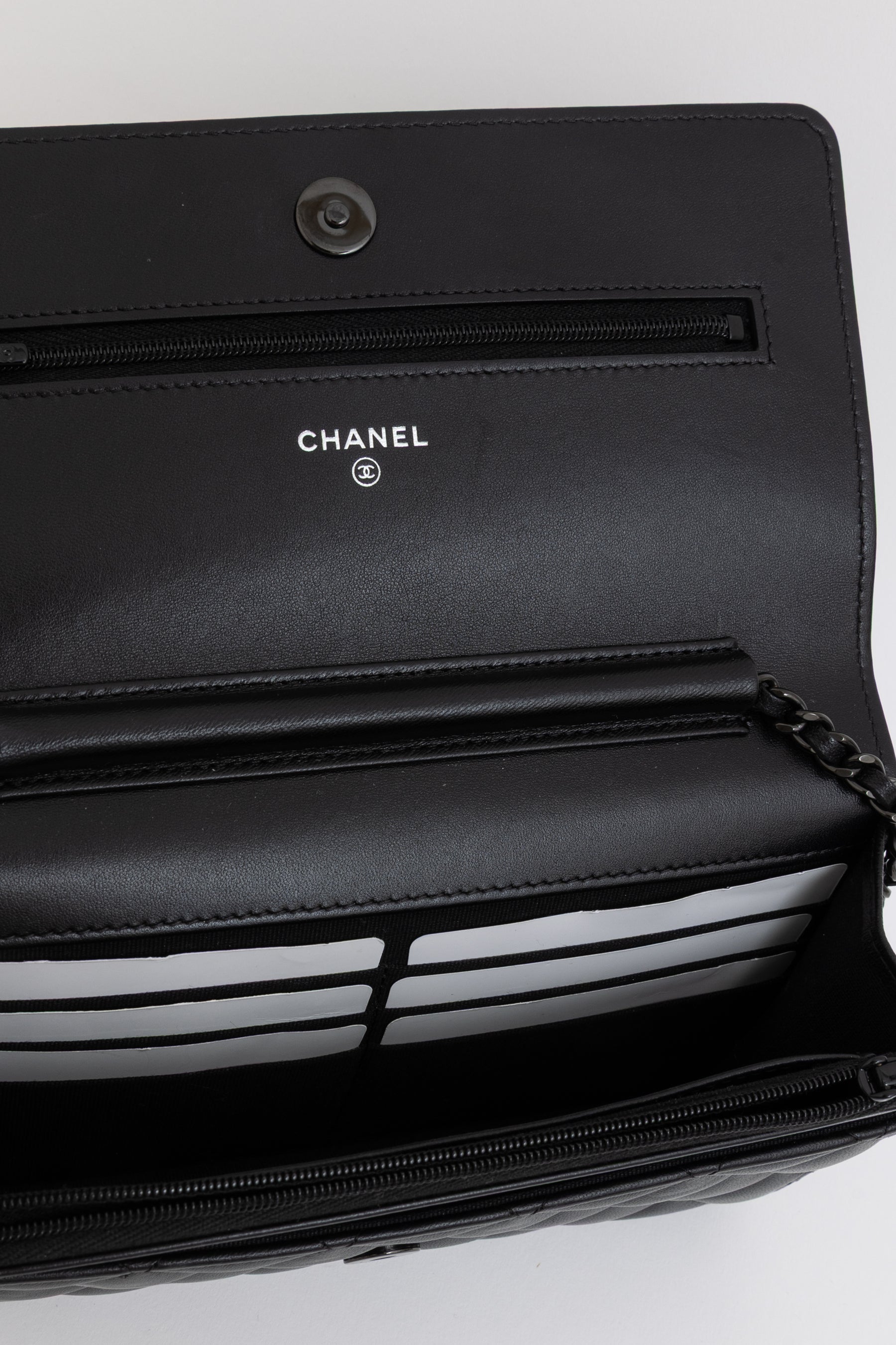 So Black Wallet on Chain