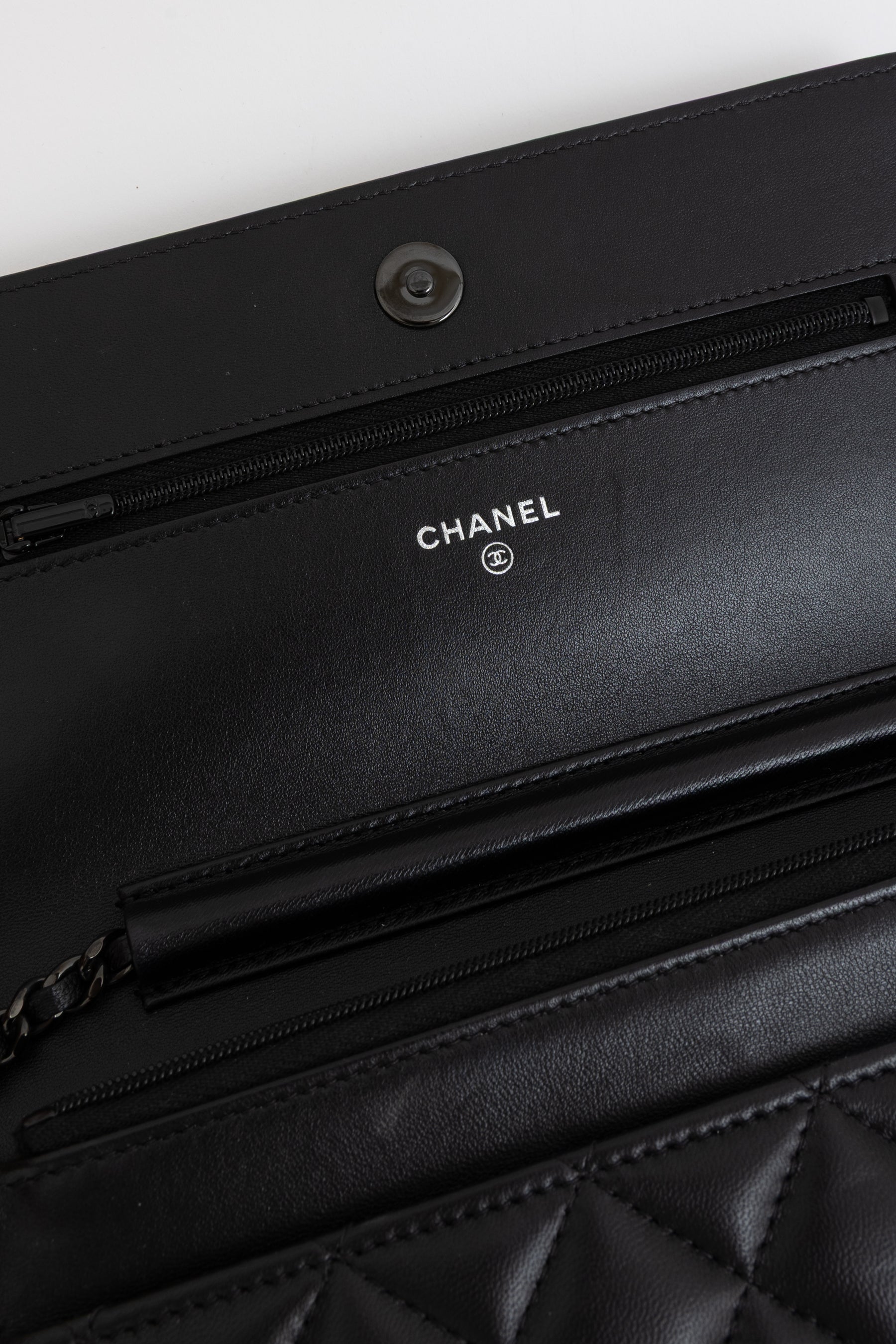 So Black Wallet on Chain