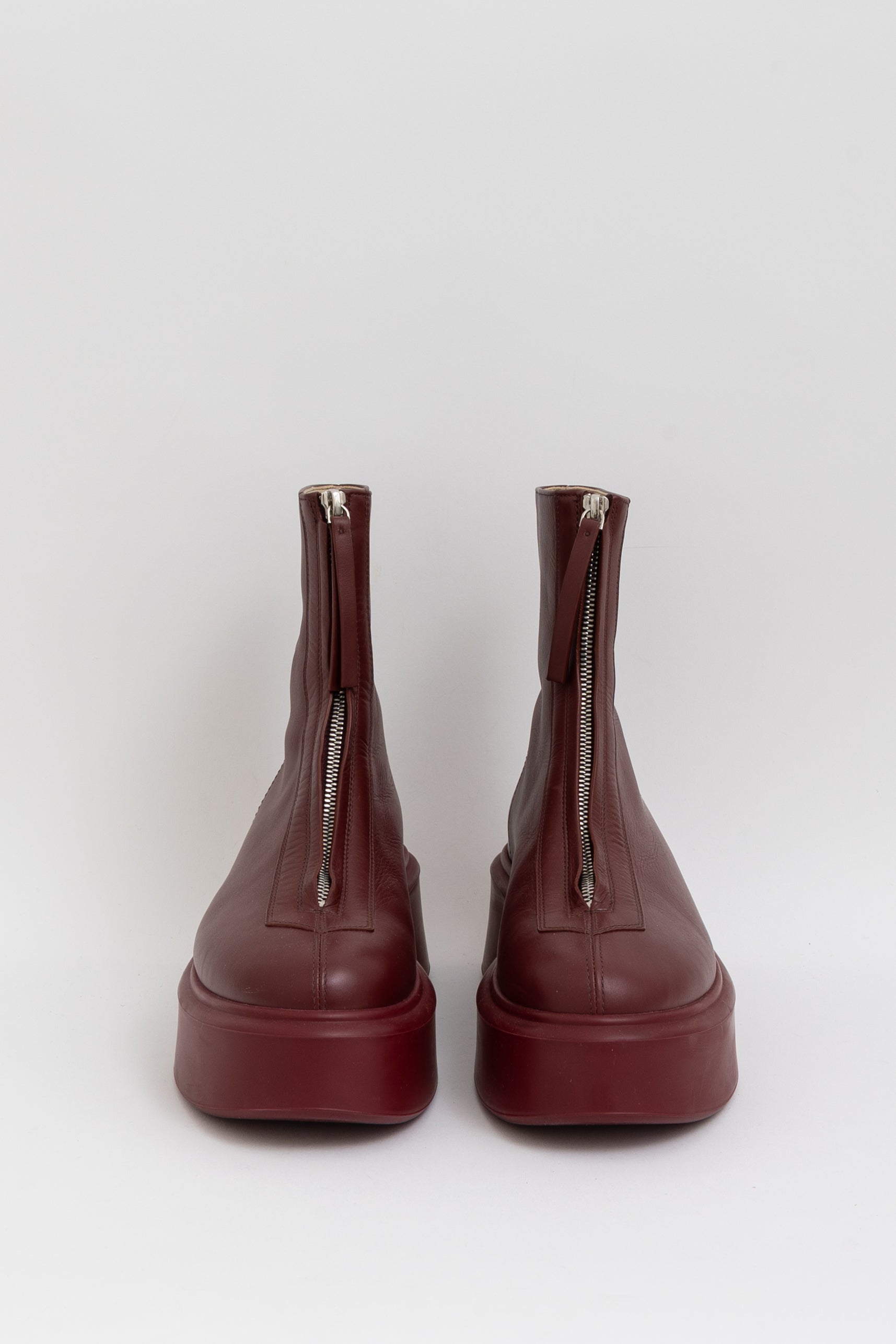 Zipped Boot I Leather