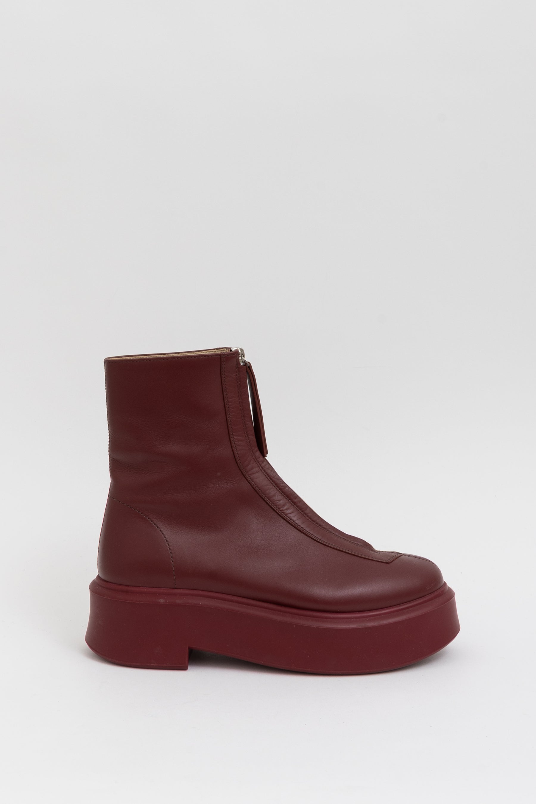 Zipped Boot I Leather