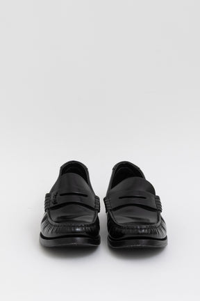 Le Loafers