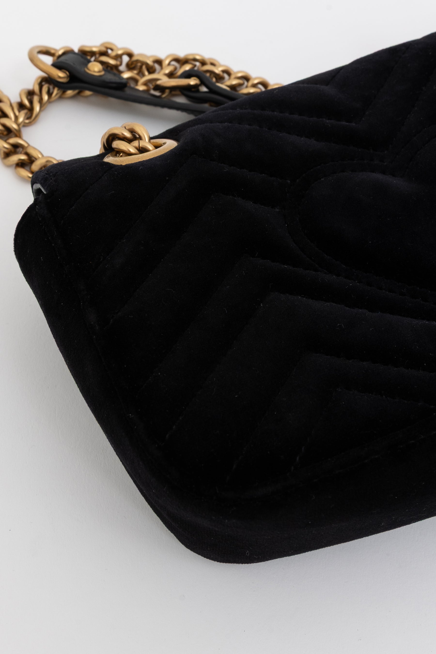 GG Marmont Mini Shoulder Bag