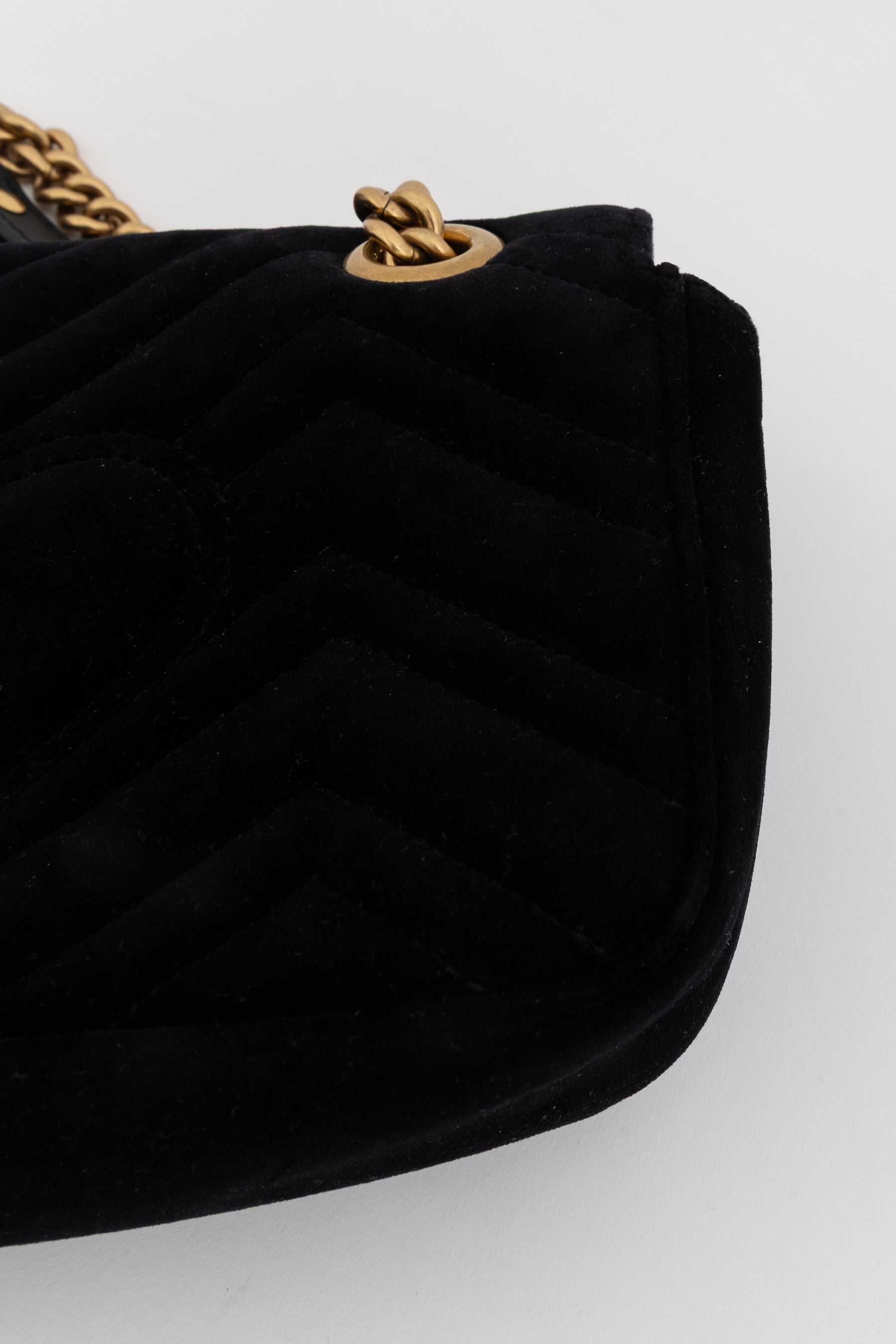 GG Marmont Mini Shoulder Bag
