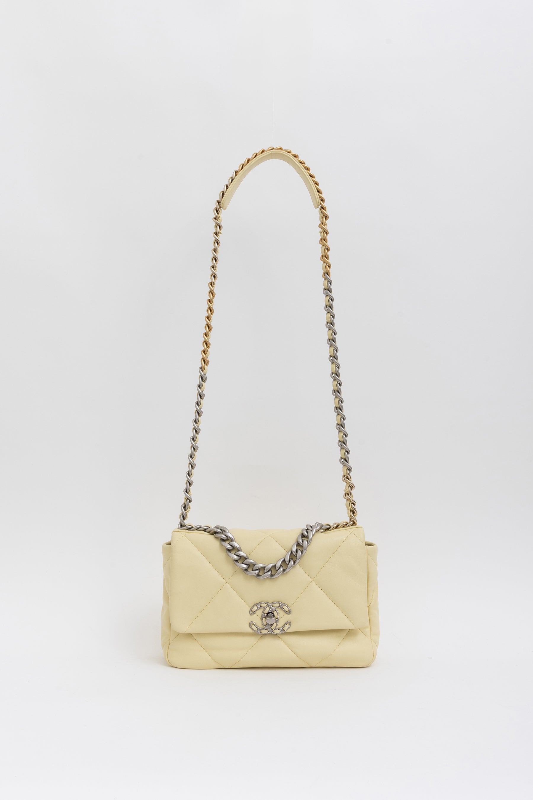 Medium 19 Bag