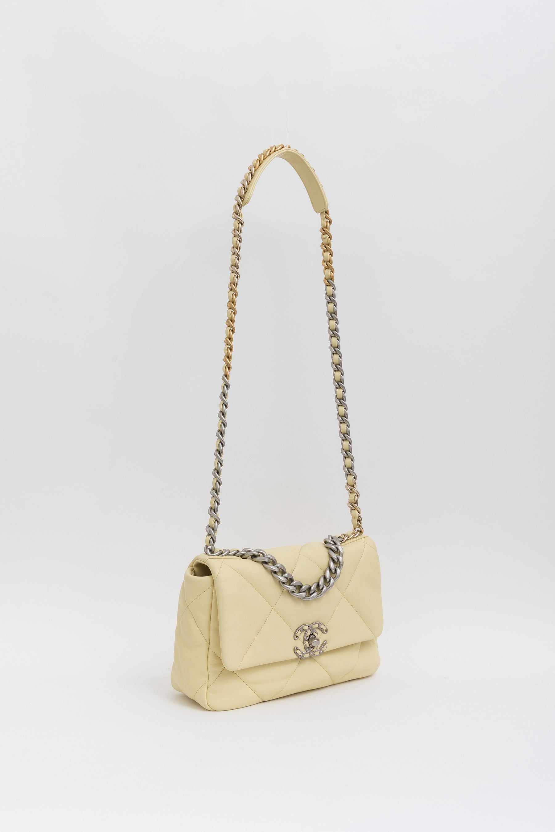 Medium 19 Bag