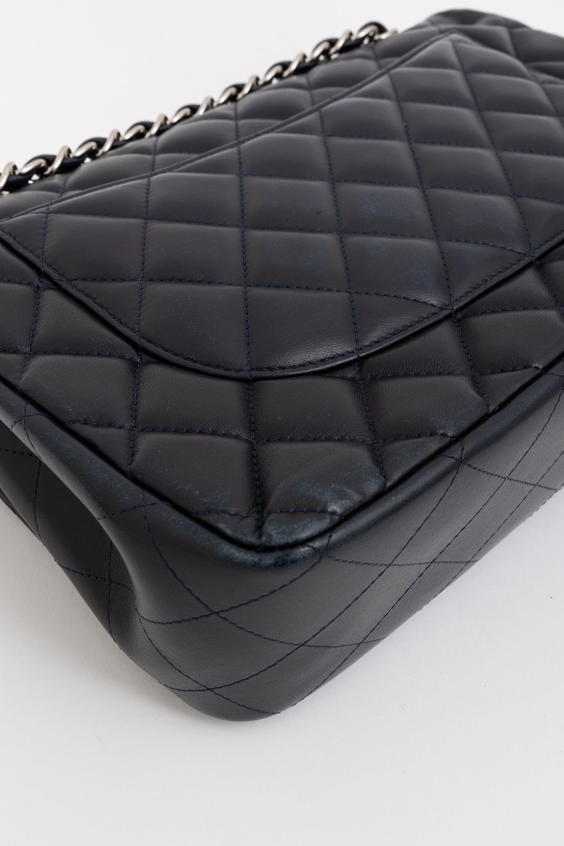 Jumbo Classic Double Flap Bag