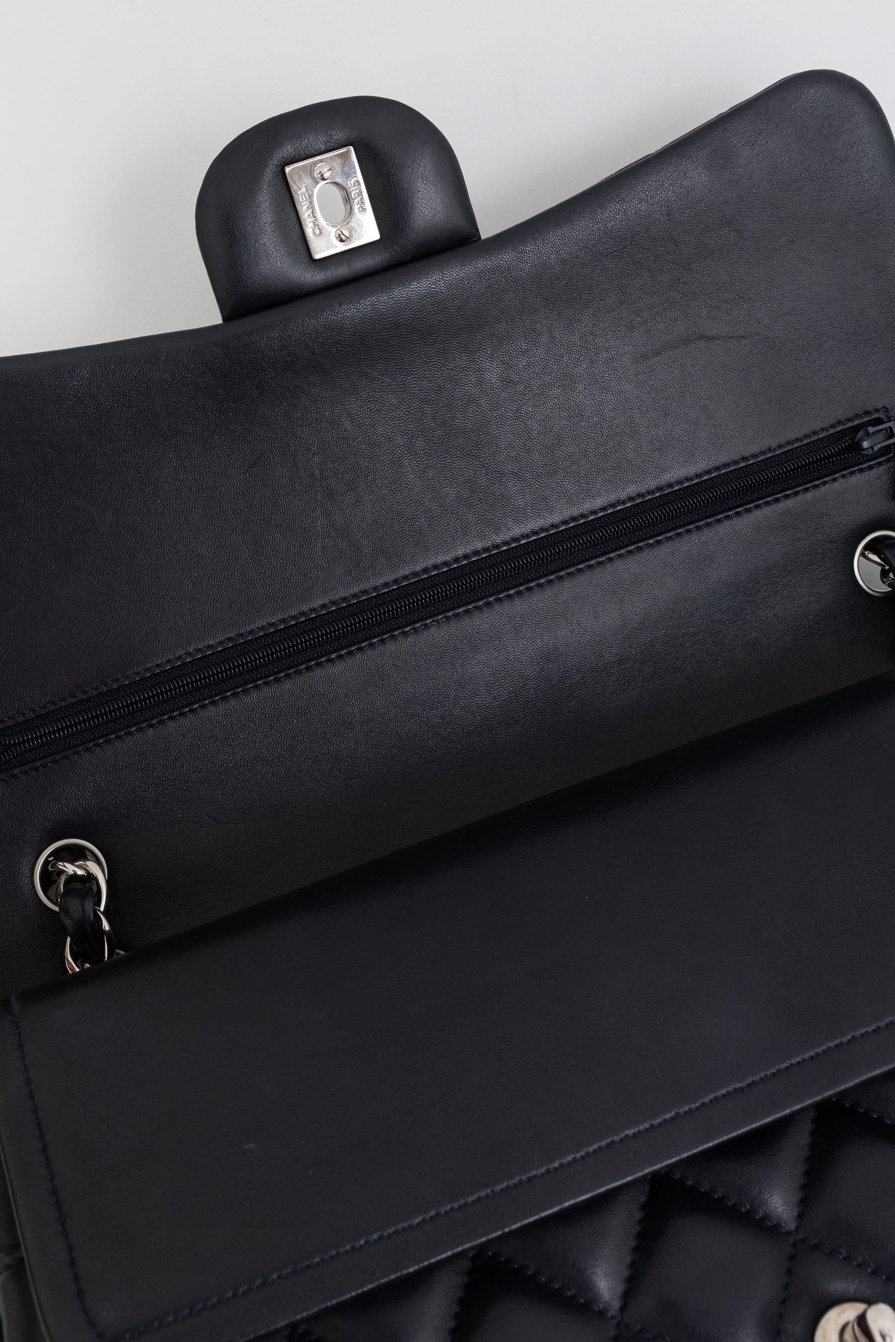 Jumbo Classic Double Flap Bag