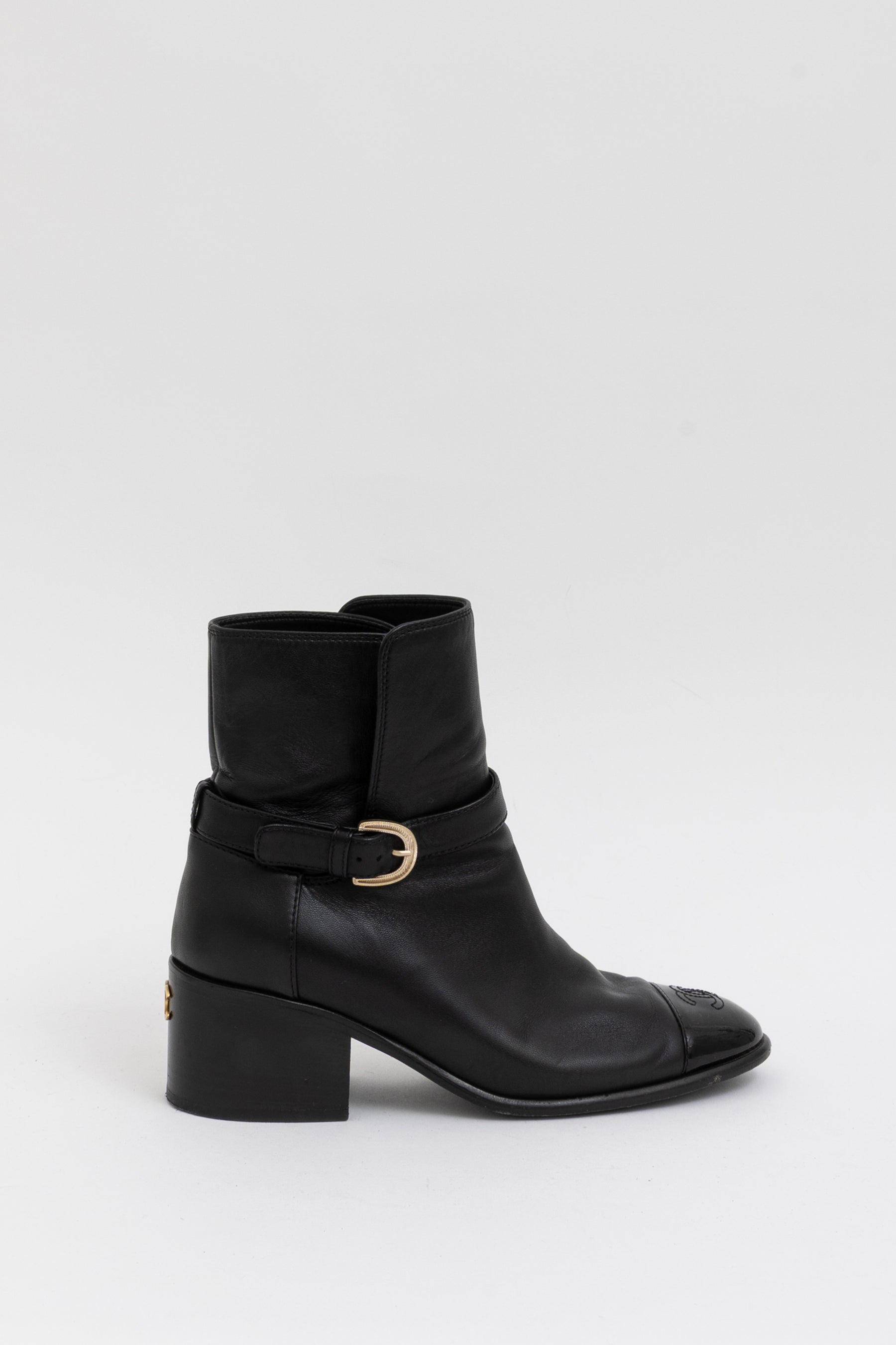 Coco Mark Belt Short Boots