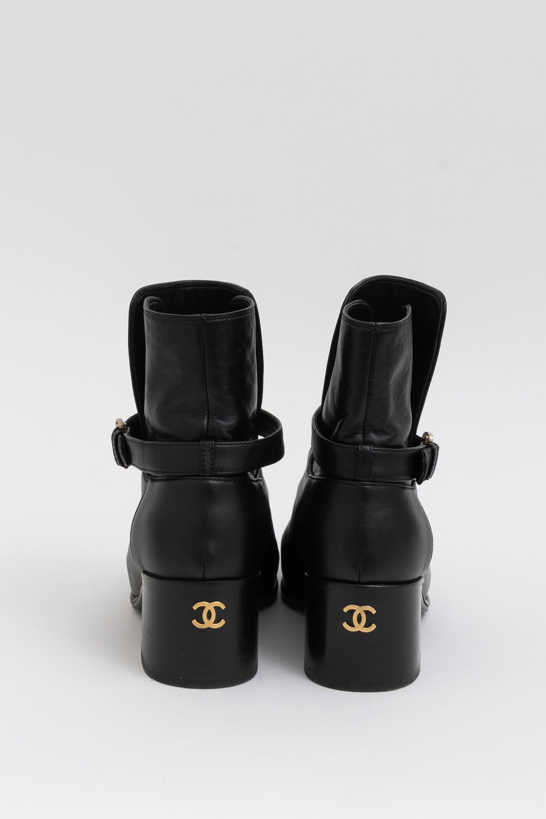 Coco Mark Belt Short Boots
