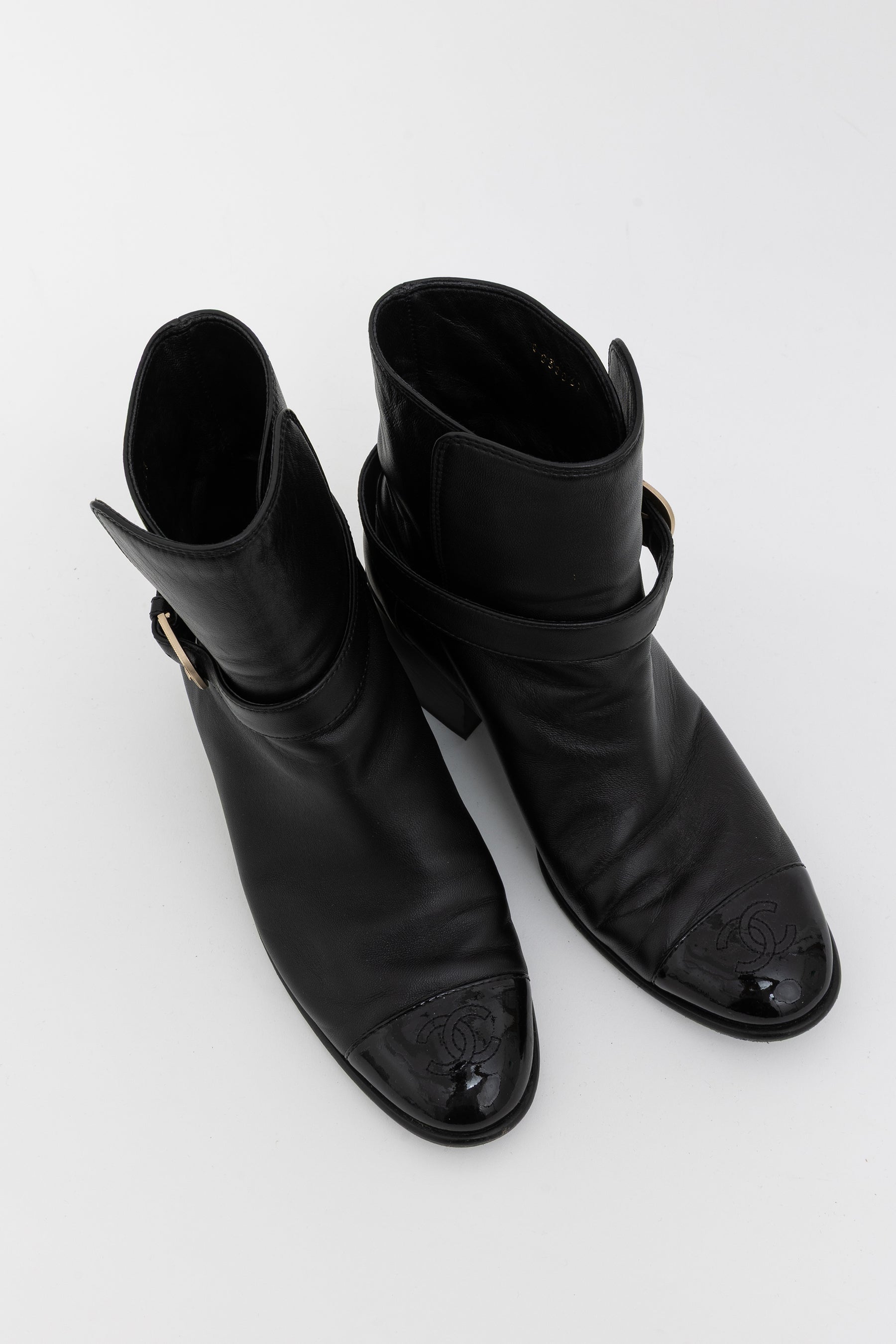 Coco Mark Belt Short Boots