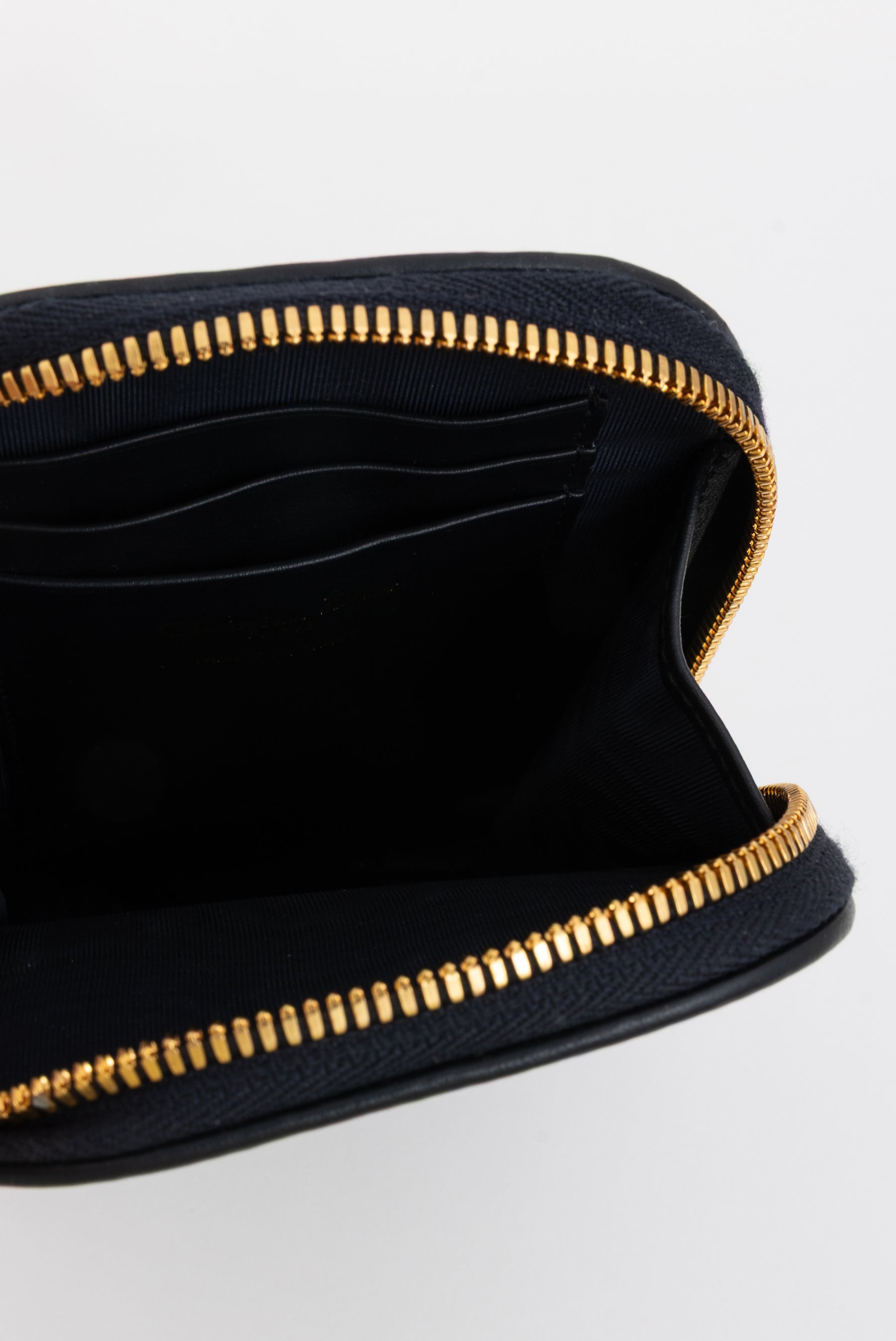 30 Montaigne Call'in Dior Phone Holder