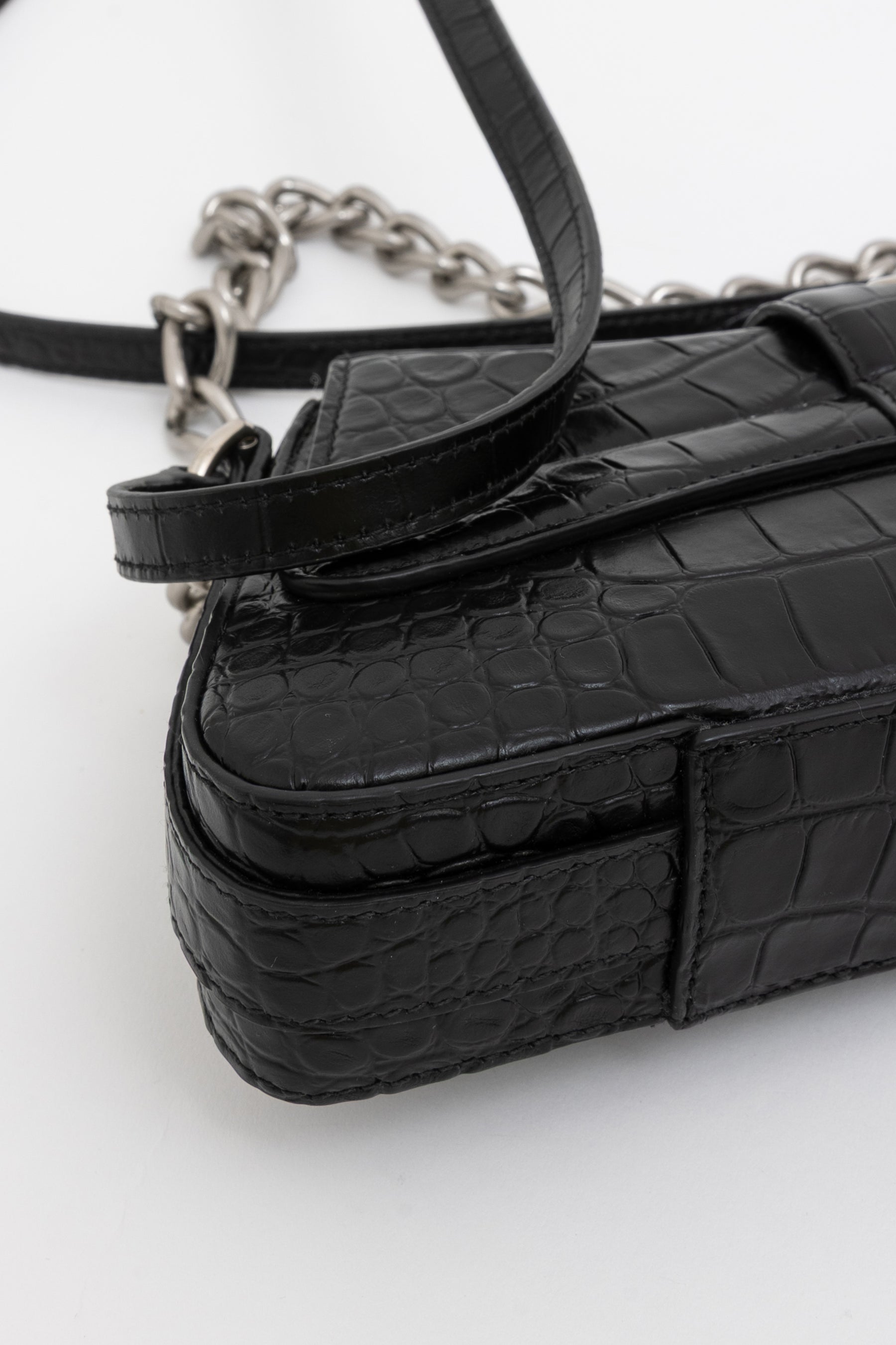 Lindsay Small Shoulder Bag