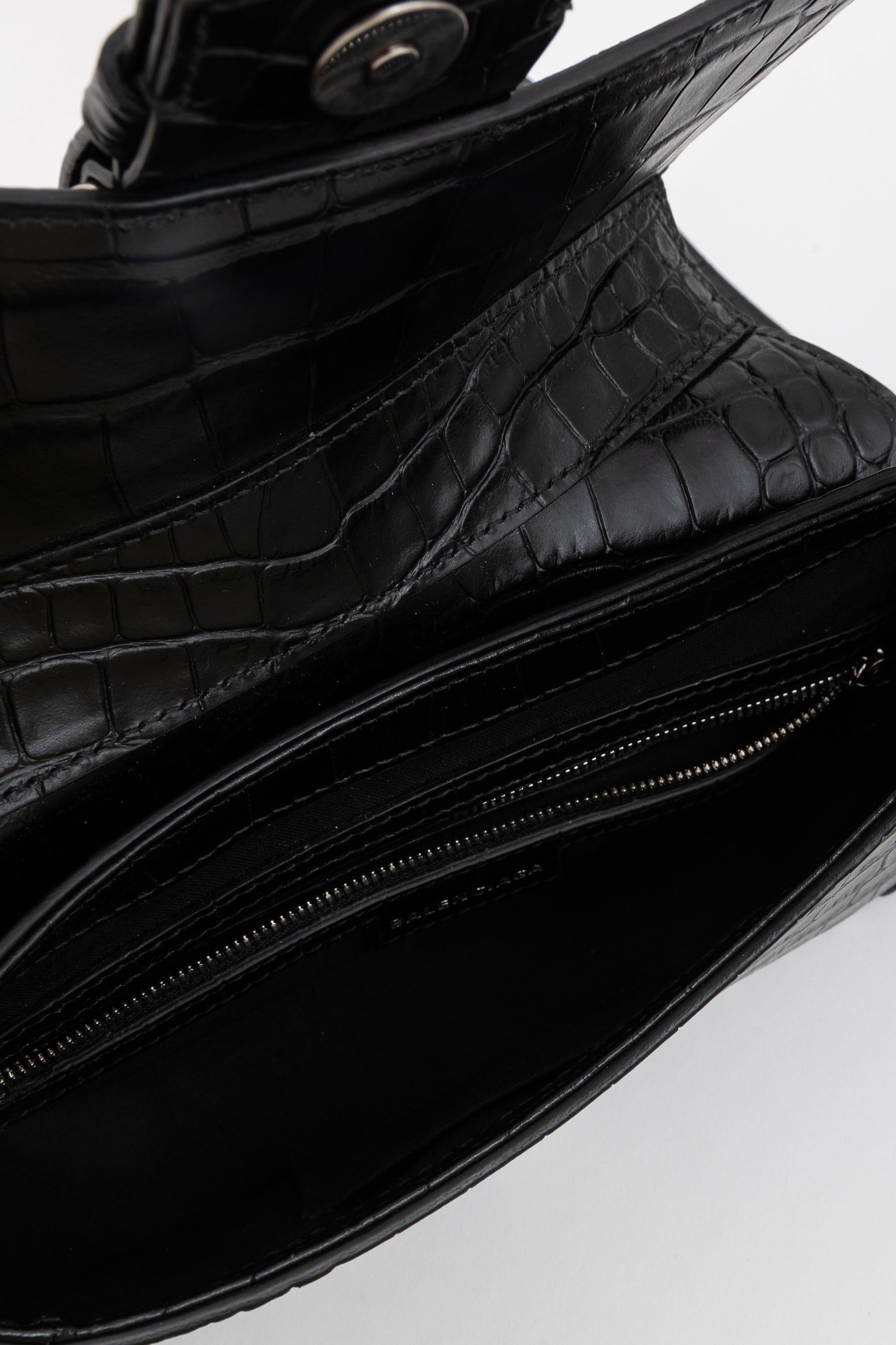 Lindsay Small Shoulder Bag