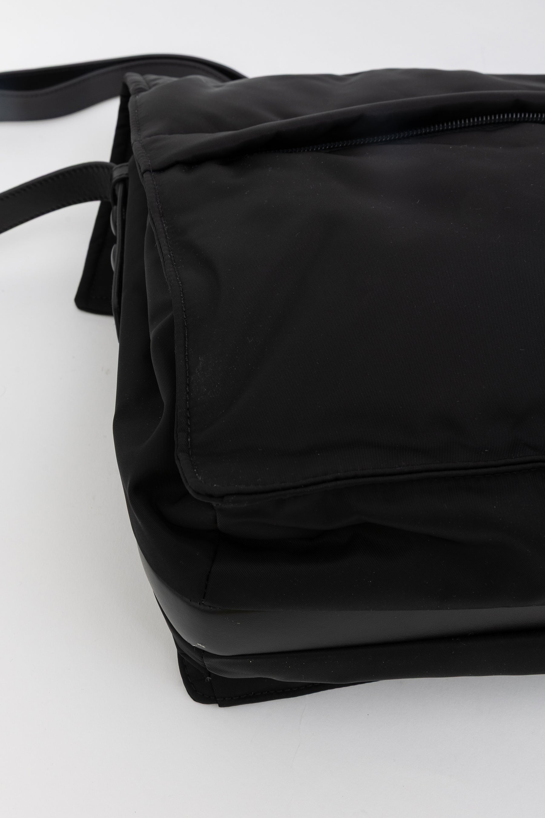 Traveller Large Padded Re-Nylon Shoulder Bag