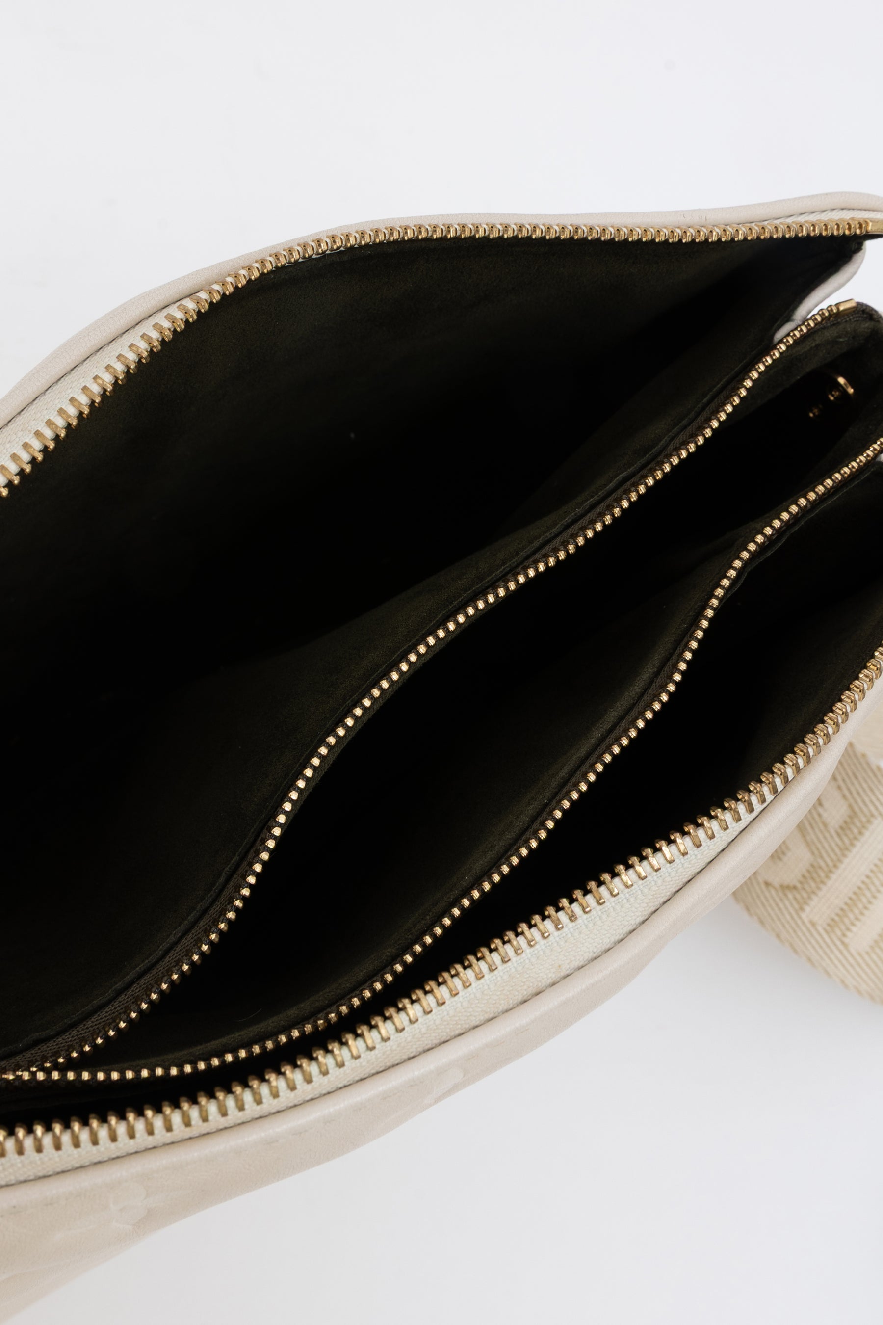 Coussin PM Handbag