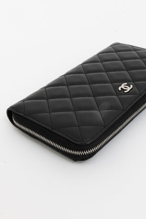 Classic Long Zipped Wallet