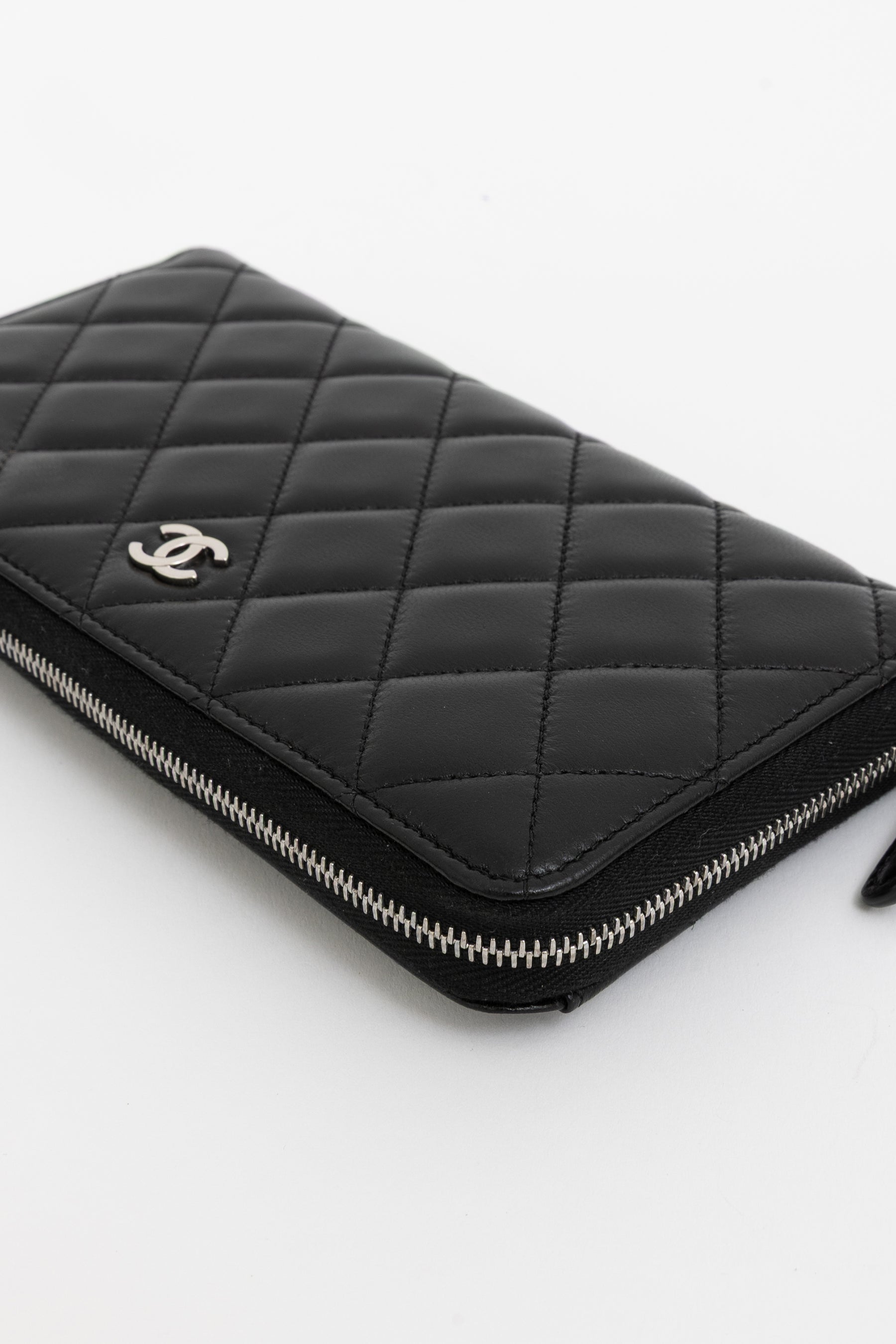 Classic Long Zipped Wallet