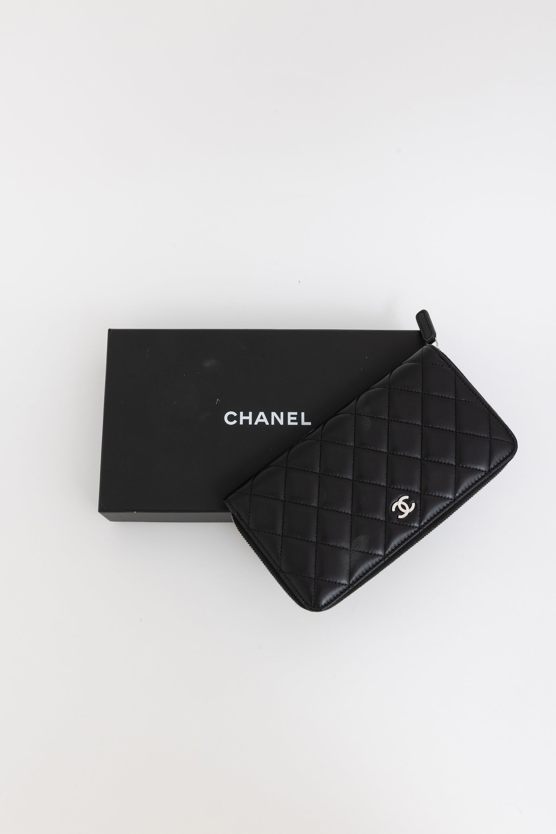 Classic Long Zipped Wallet