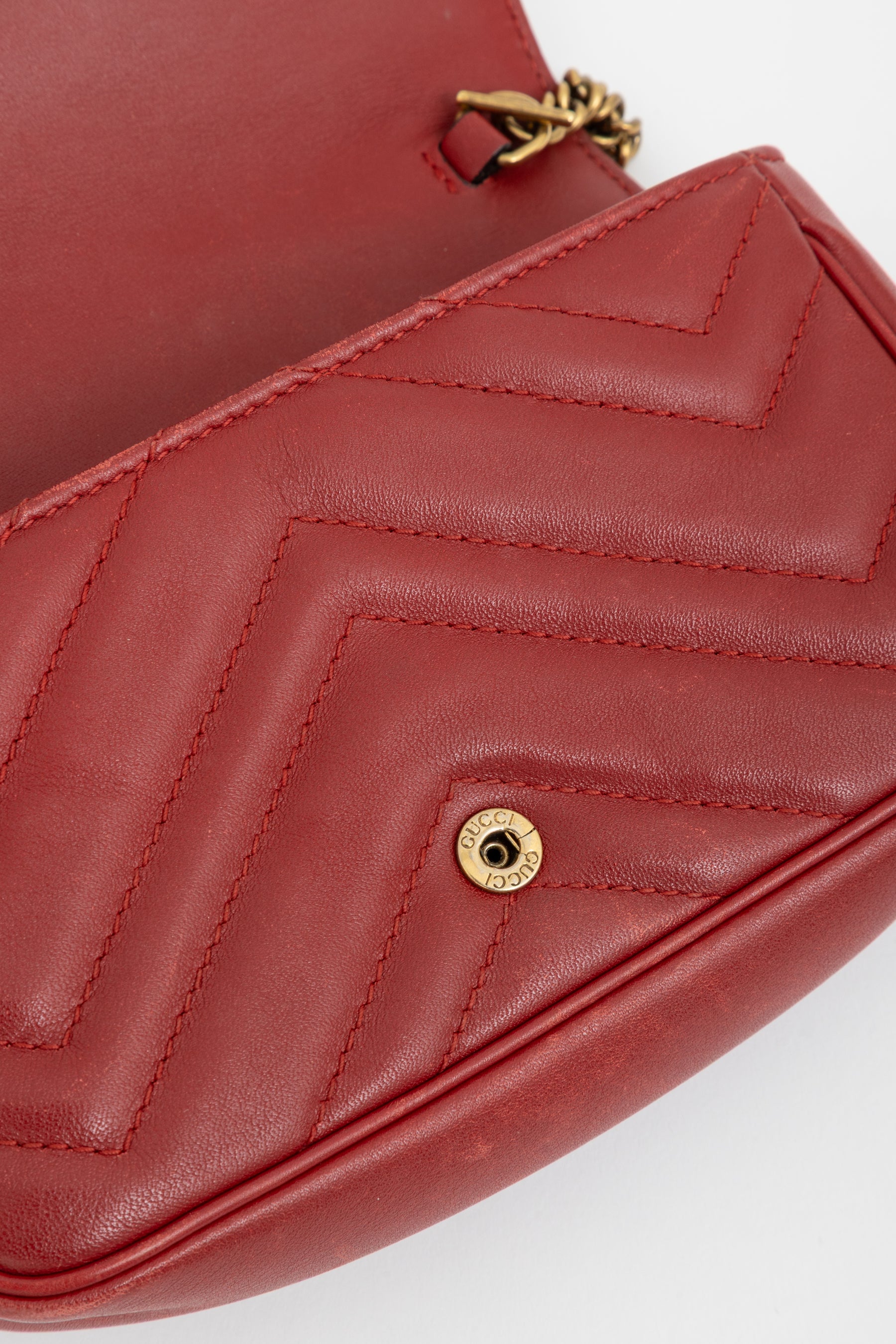 GG Marmont Super Mini Shoulder Bag
