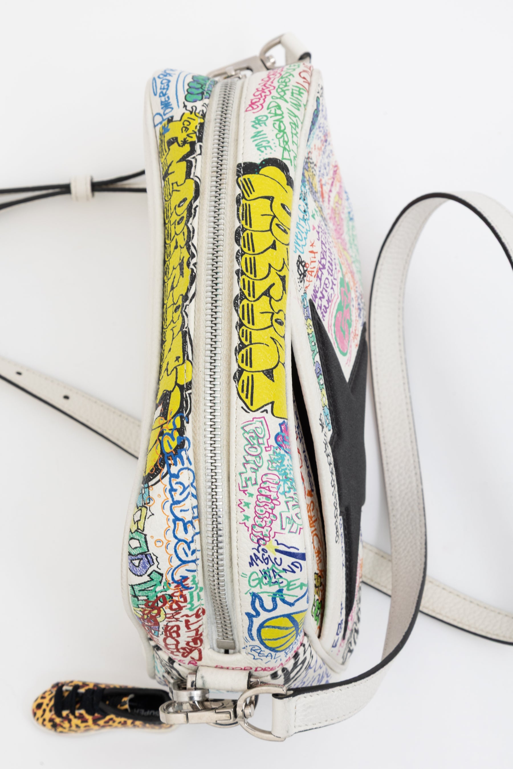 Graffiti Star Camera Bag