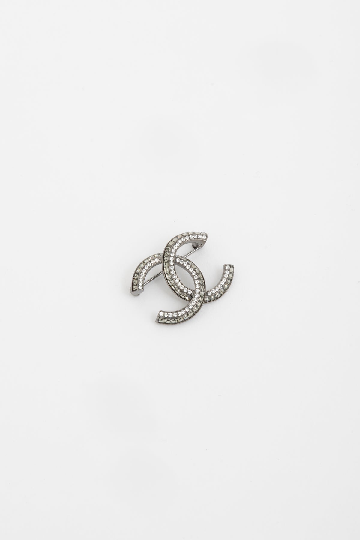 Ruthenium CC Strass Brooch
