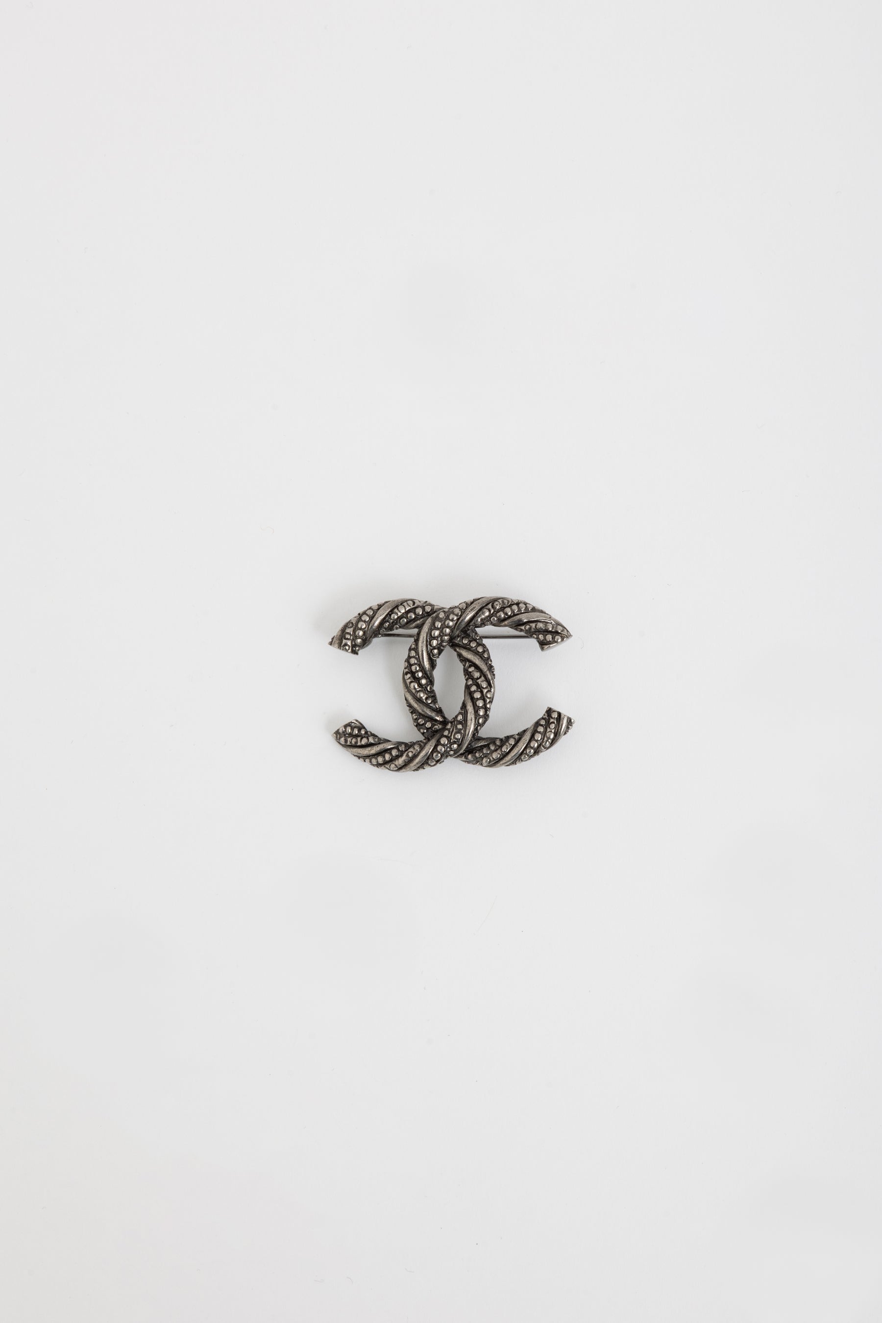 Ruthenium Twisted Rope CC Brooch