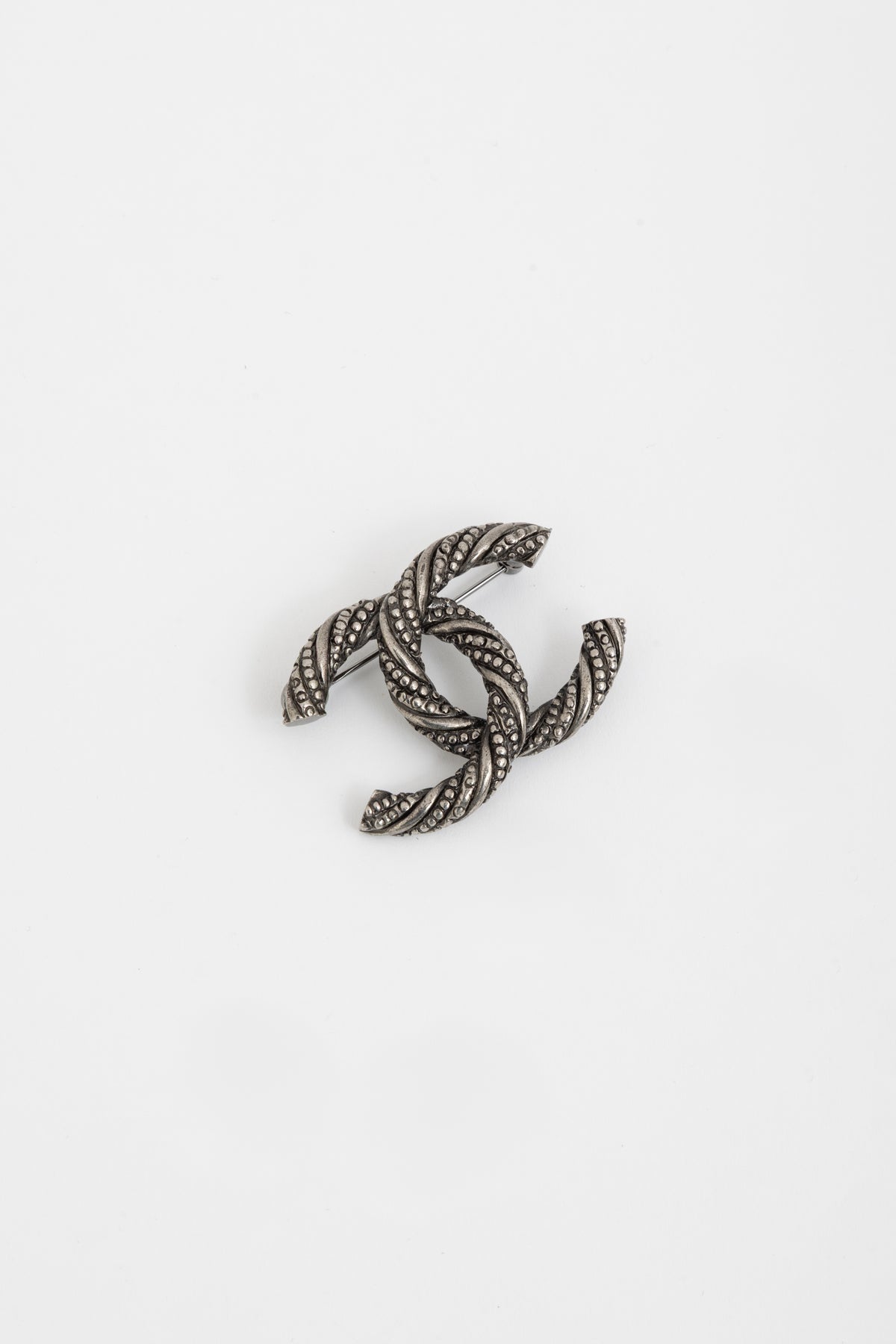 Ruthenium Twisted Rope CC Brooch