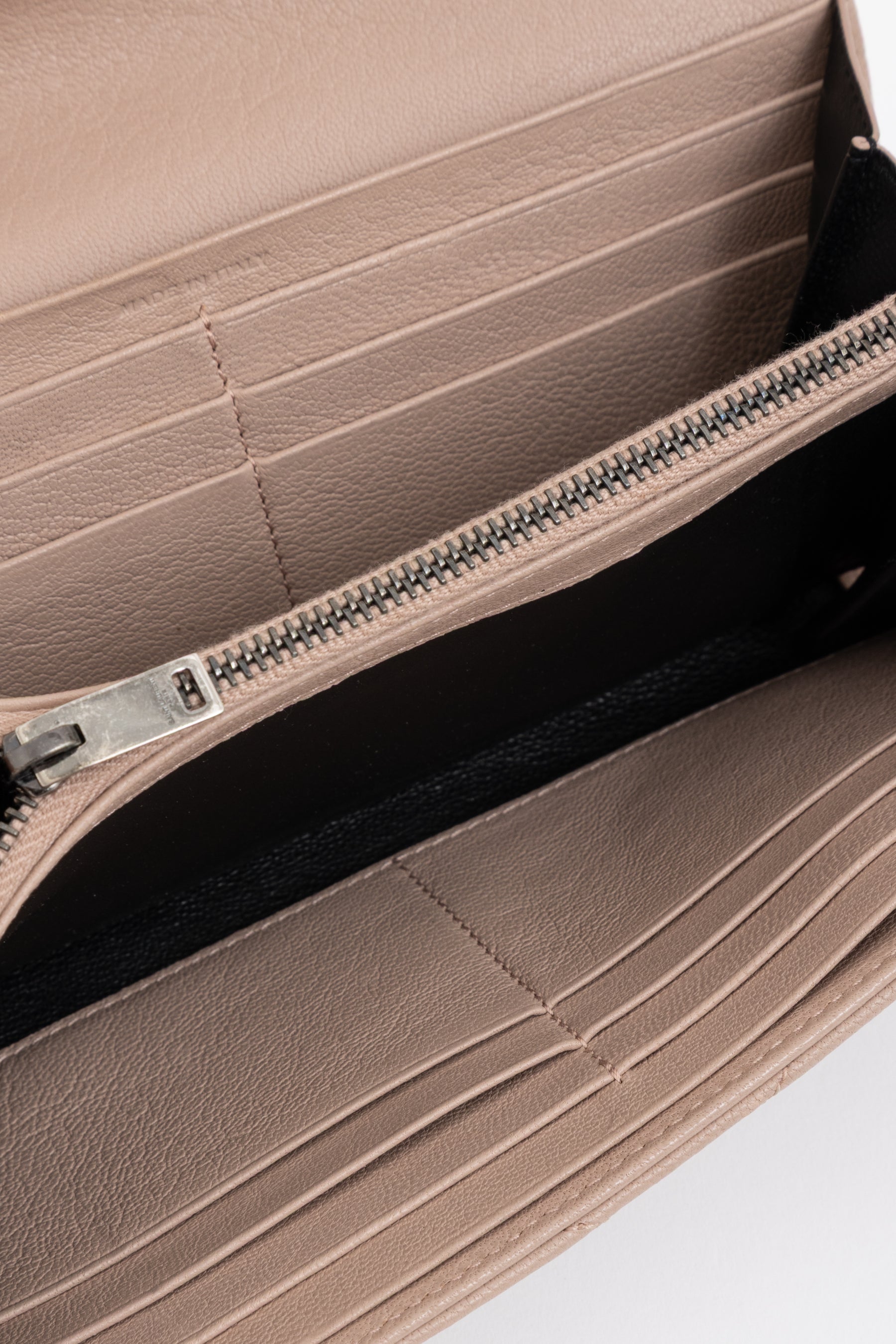 Cassandre Envelope Wallet