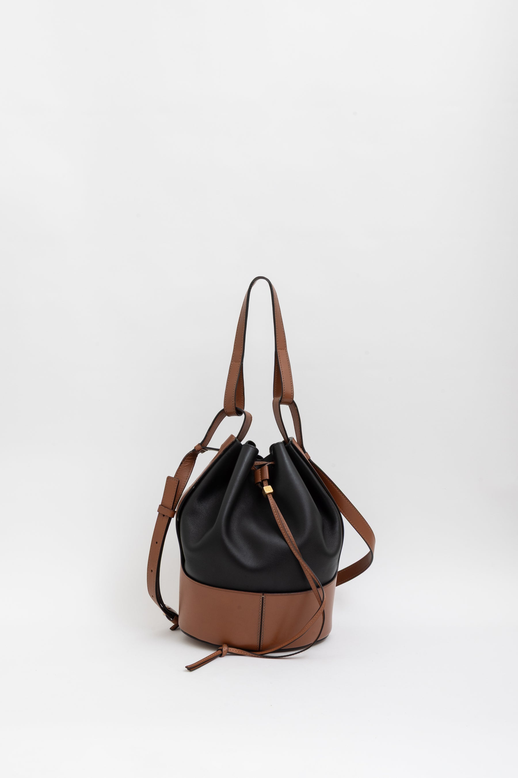 Balloon Bucket Bag