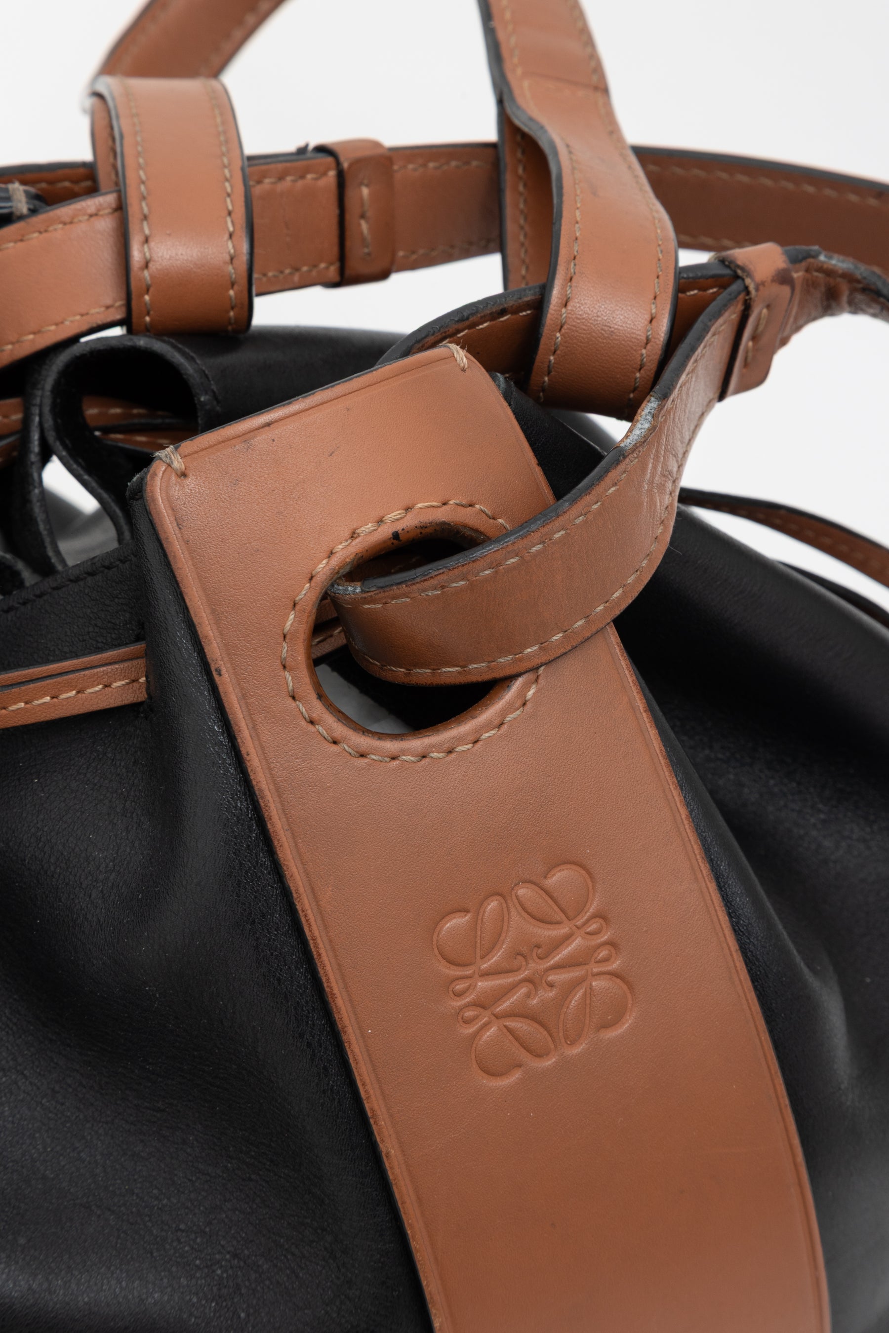 Balloon Bucket Bag