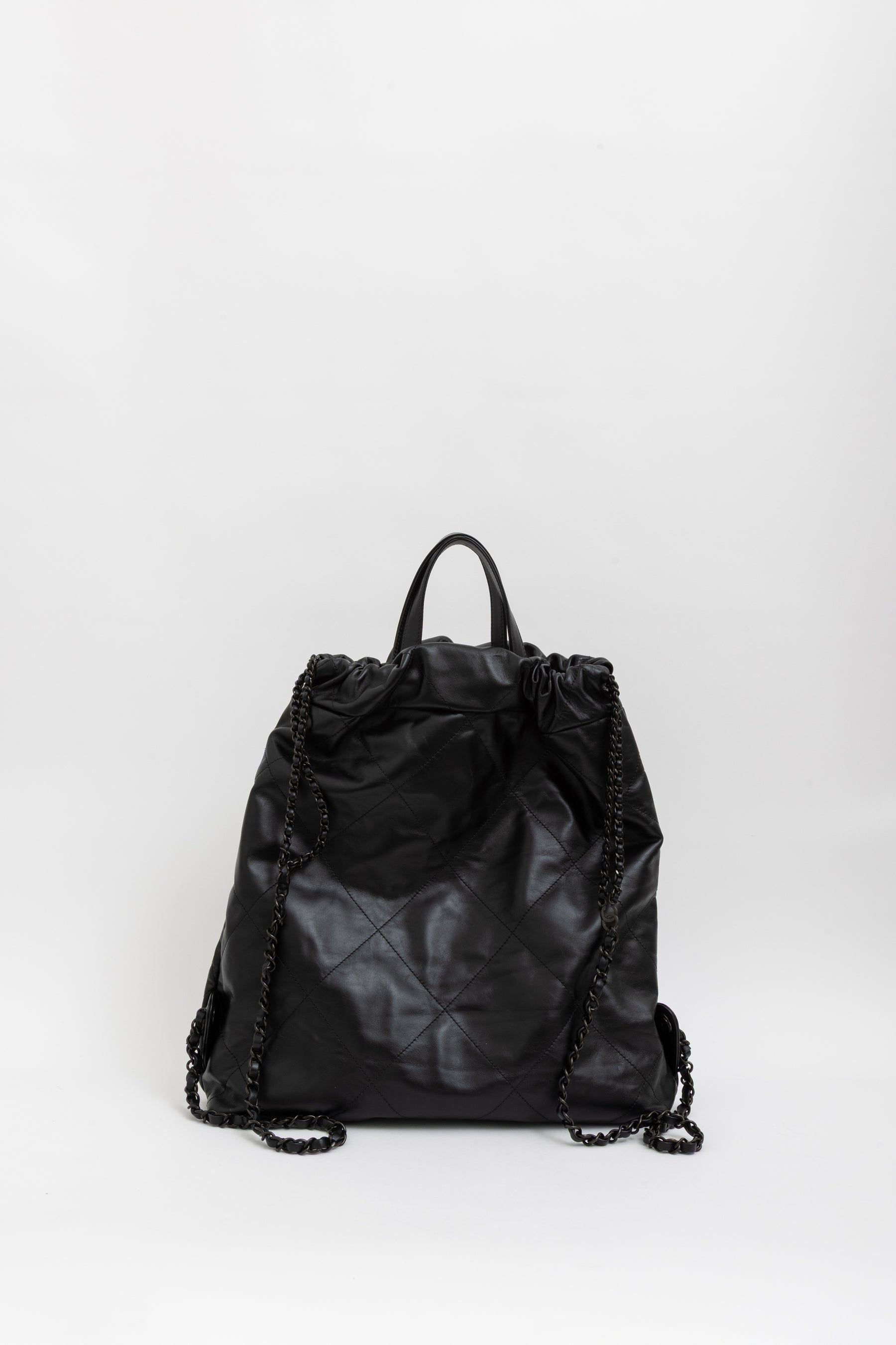 So Black 22 Backpack