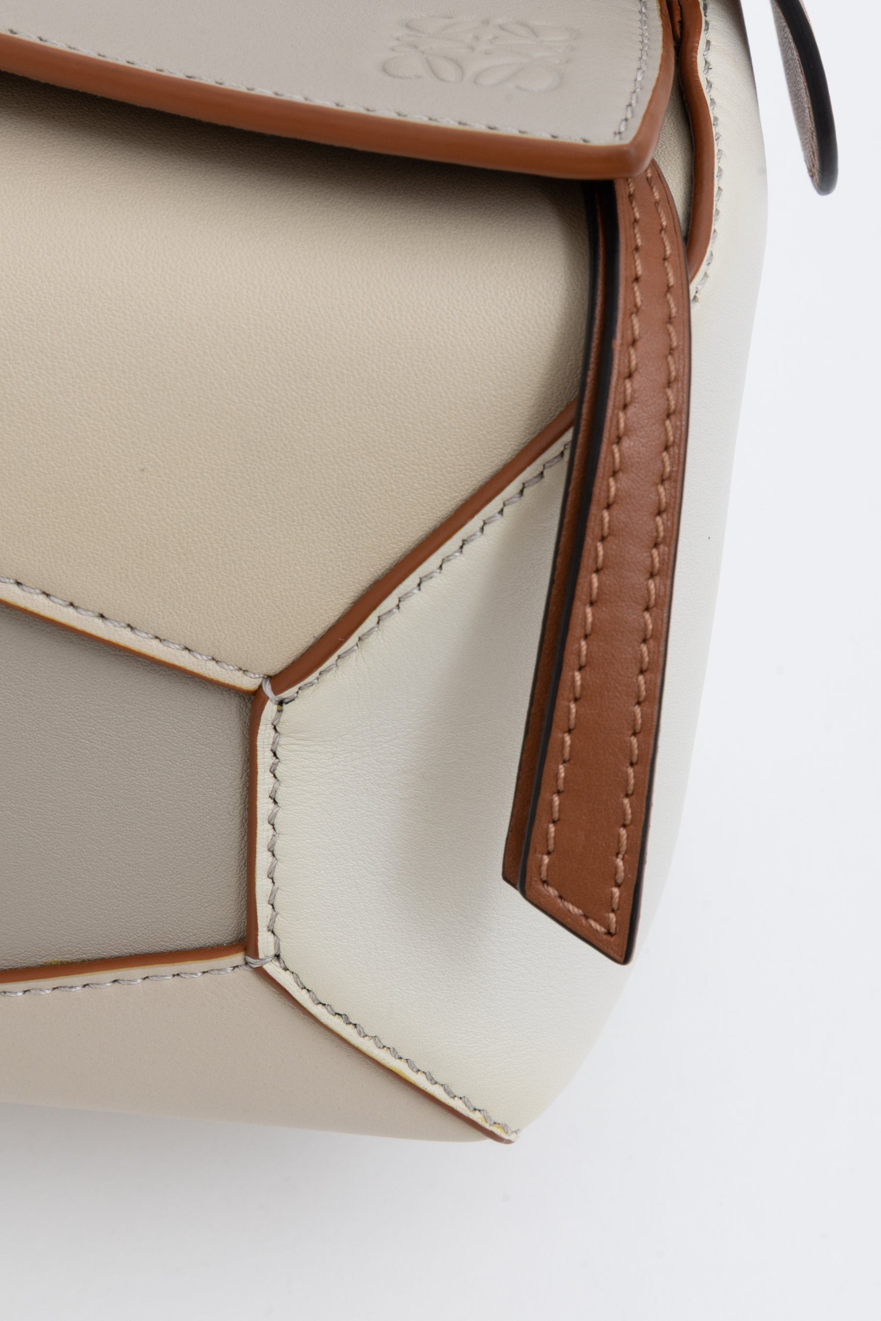 Small Puzzle Edge Bag