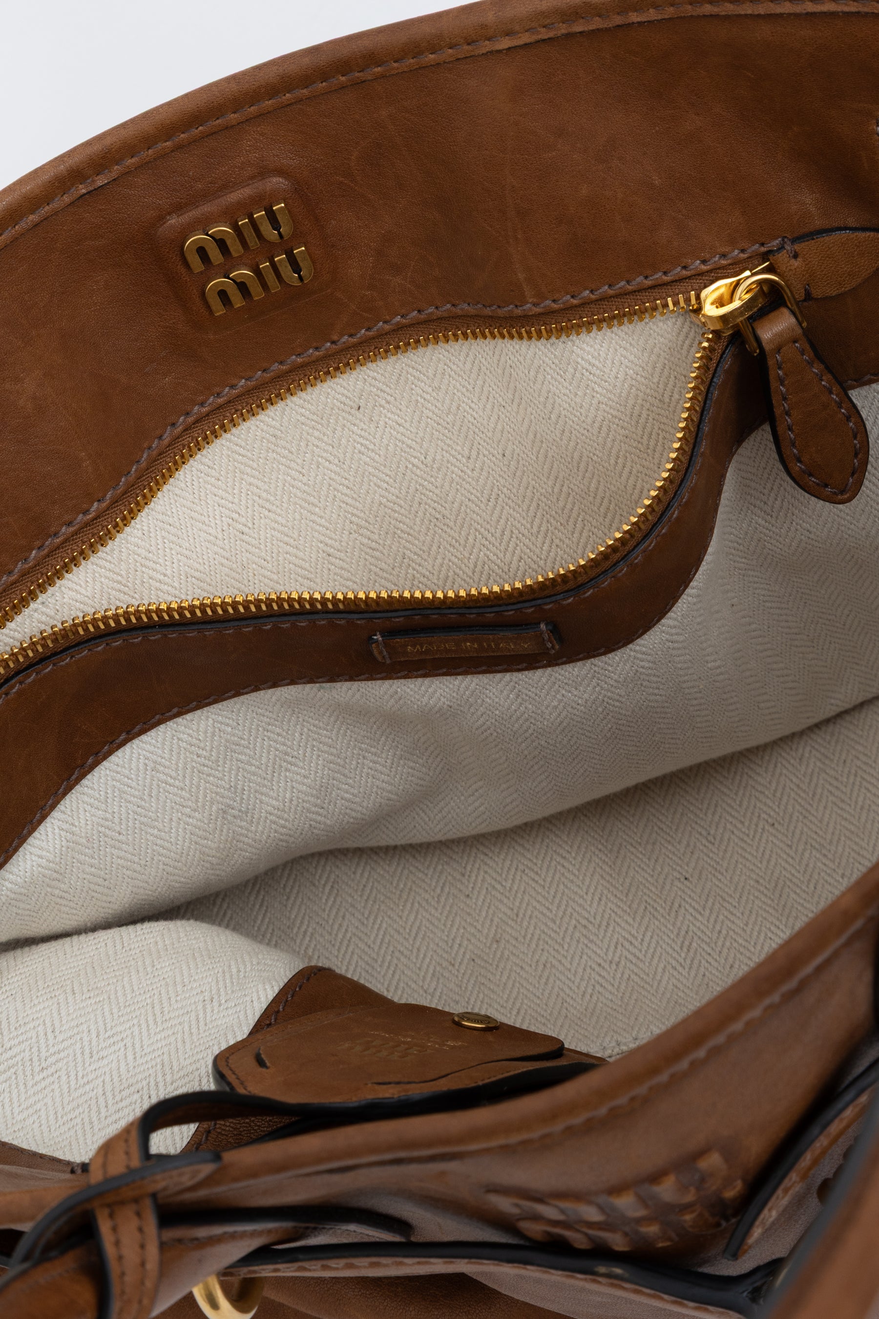 Medium Aventure Bag