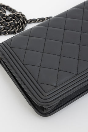 Boy Wallet on Chain
